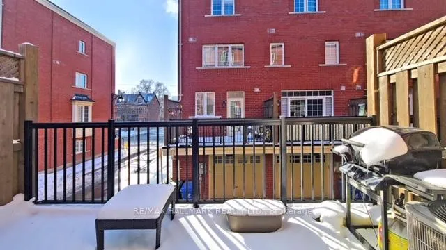 Photo 18 of 24 Raffeix Lane, Toronto, Regent Park — HOMEH