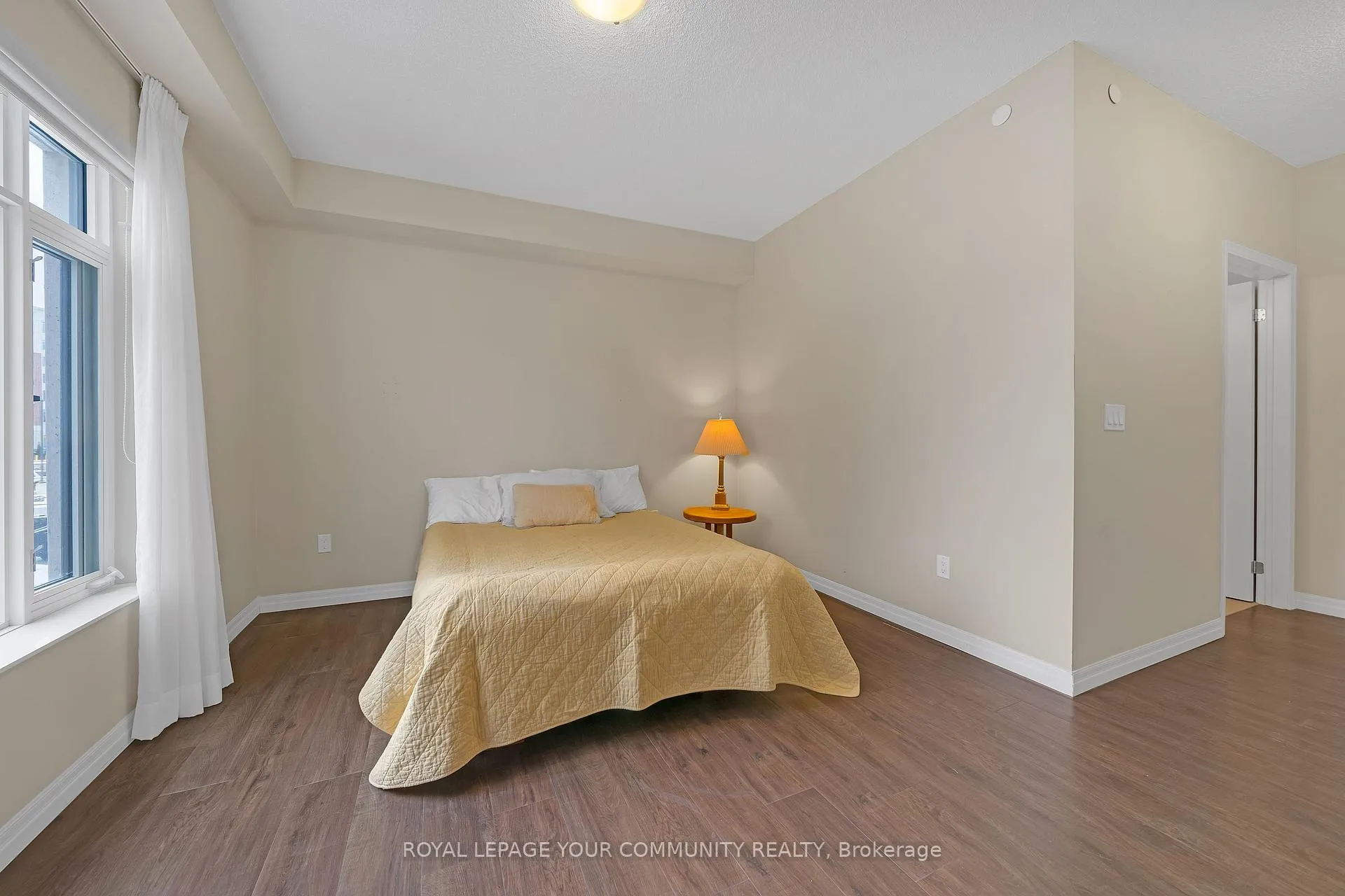 Photo 19 of Unit 203, 400 William Graham Drive, Aurora, Rural Aurora — HOMEH