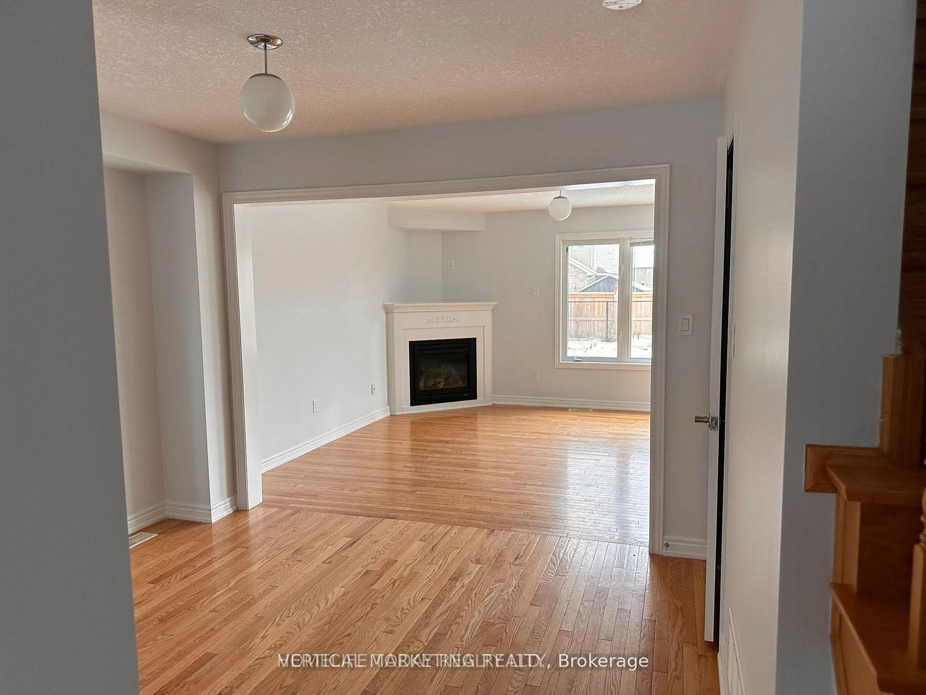 Photo 3 of 79 Swenson Street, New Tecumseth, Alliston — HOMEH