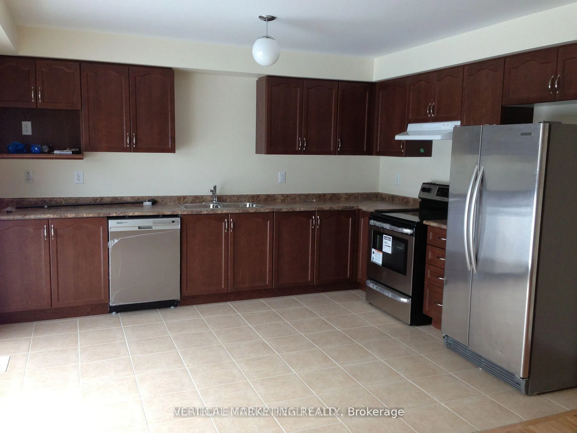 Photo 6 of 79 Swenson Street, New Tecumseth, Alliston — HOMEH
