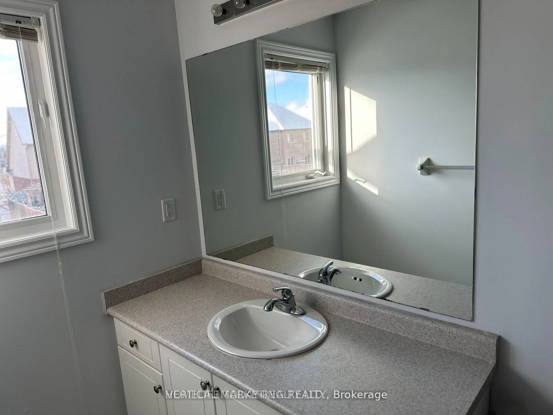 Photo 19 of 79 Swenson Street, New Tecumseth, Alliston — HOMEH