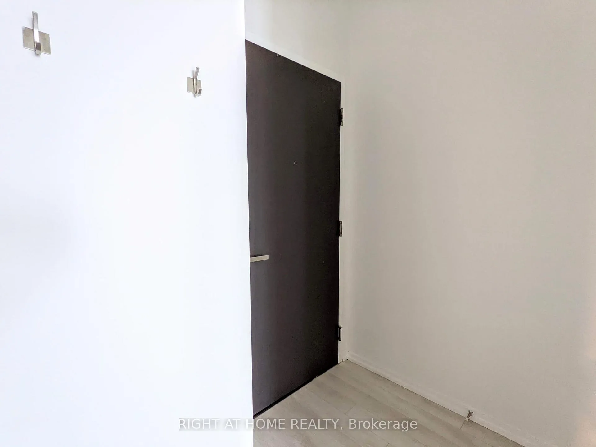 Photo 10 of Unit 6004, 197 Yonge Street, Toronto, Church-Yonge Corridor — HOMEH