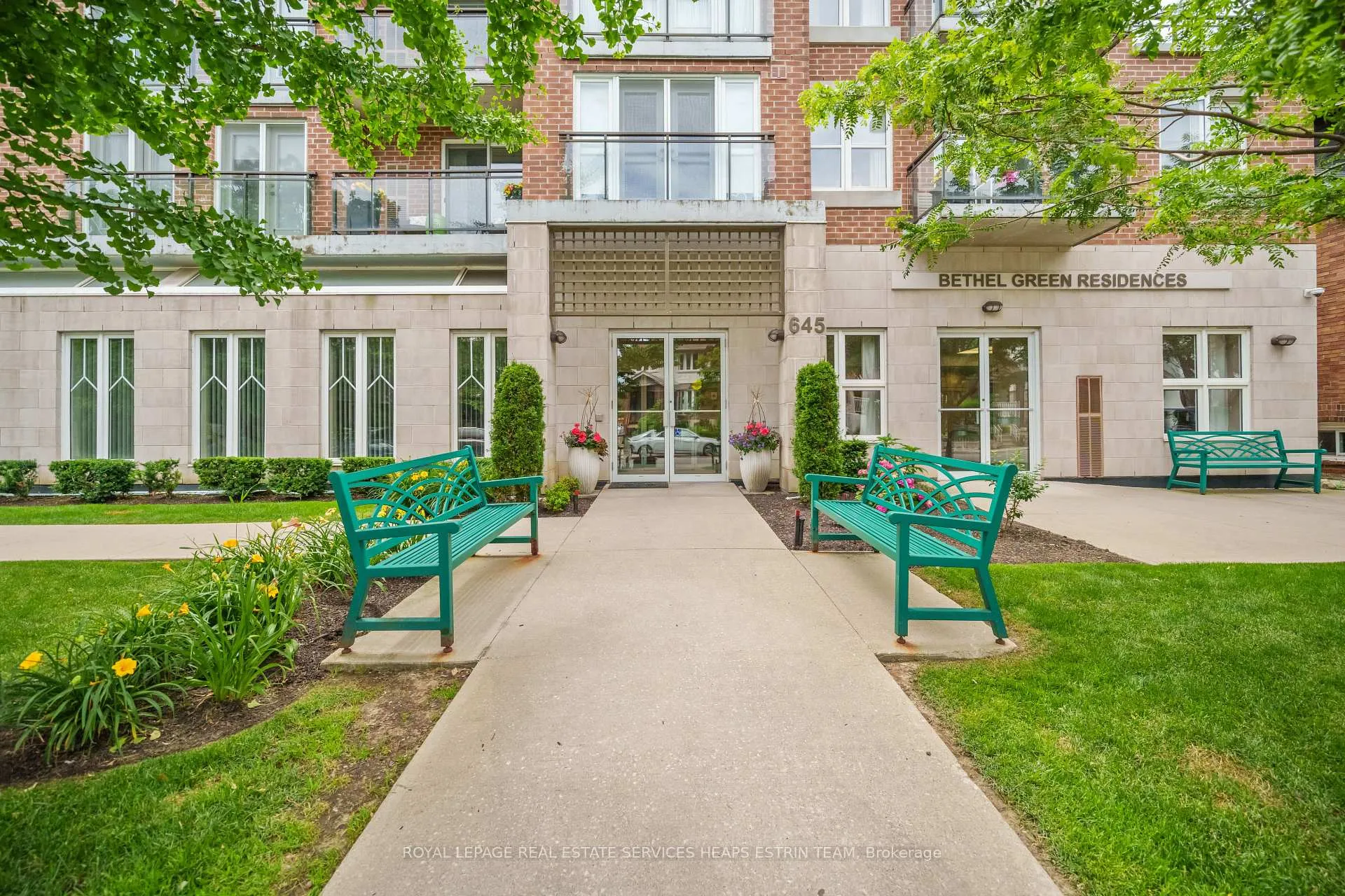 Front of Unit 102, 645 Millwood Road