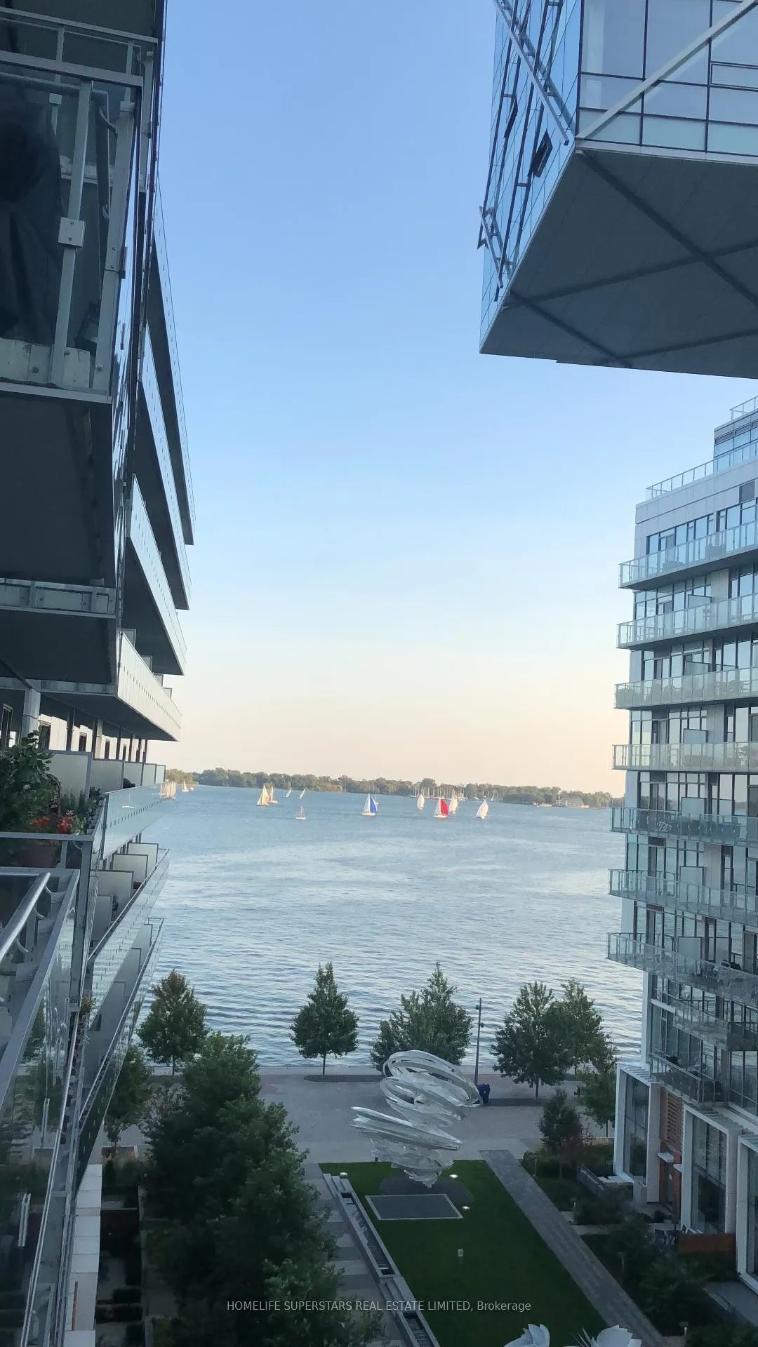Photo 3 of Unit 705, 39 Queens Quay E, Toronto, Waterfront Communities — HOMEH