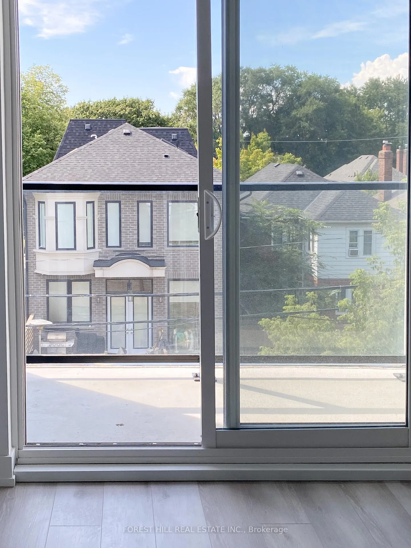 Photo 3 of Unit 302, 2000 Bathurst Street, Toronto, Humewood-Cedarvale — HOMEH