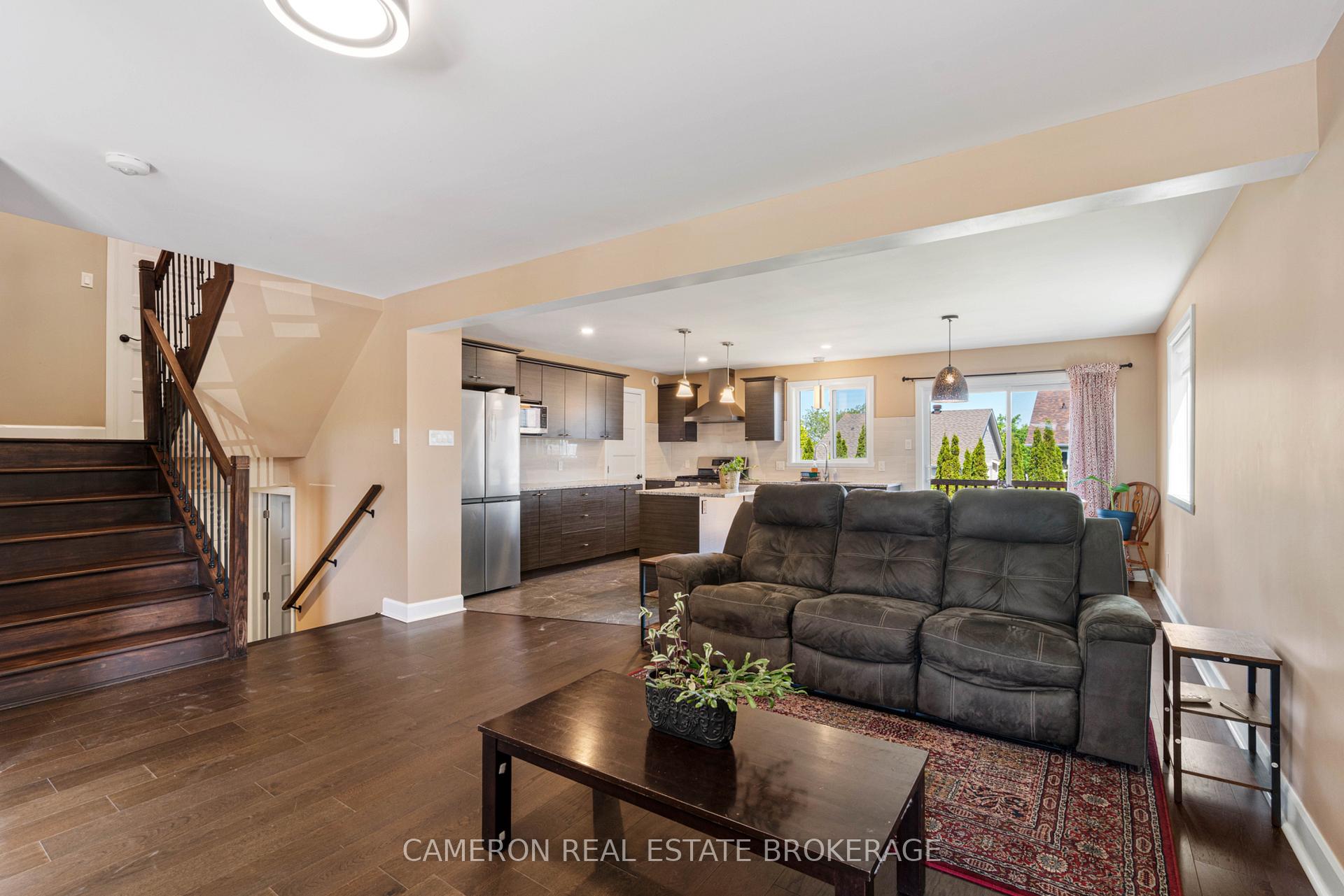 Photo 3 of 205 Eastport Drive, Cornwall — HOMEH