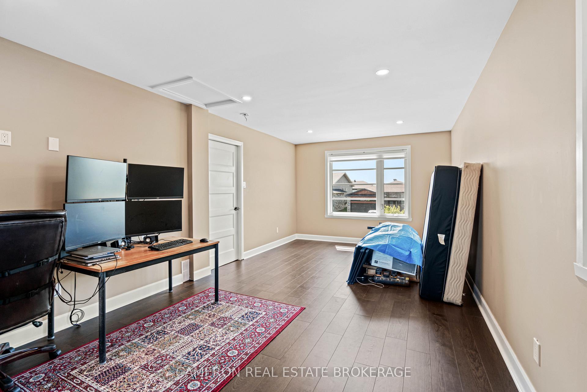 Photo 10 of 205 Eastport Drive, Cornwall — HOMEH