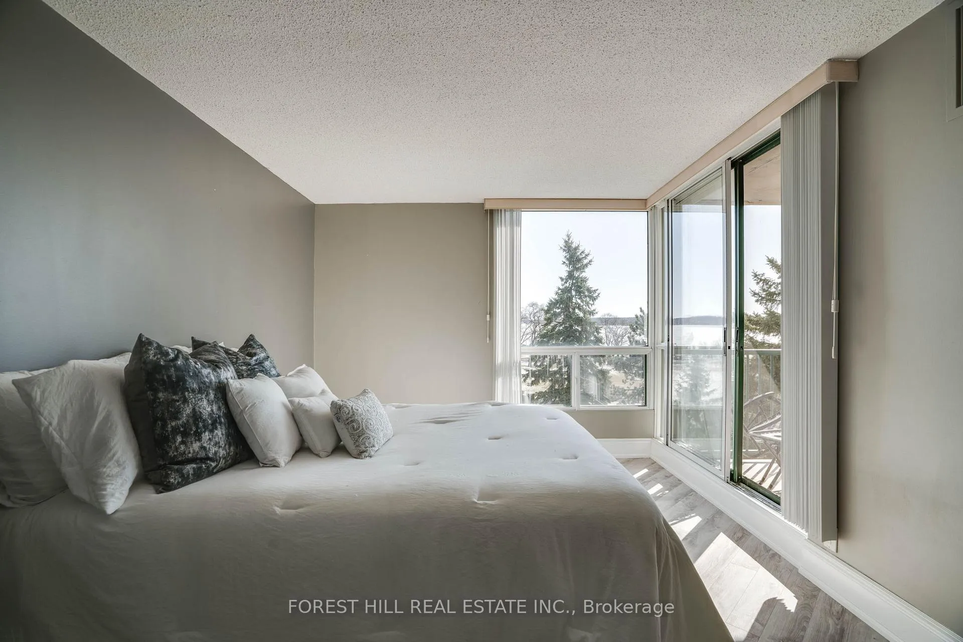 Photo 19 of Unit 410, 75 Ellen Street, Barrie, City Centre — HOMEH