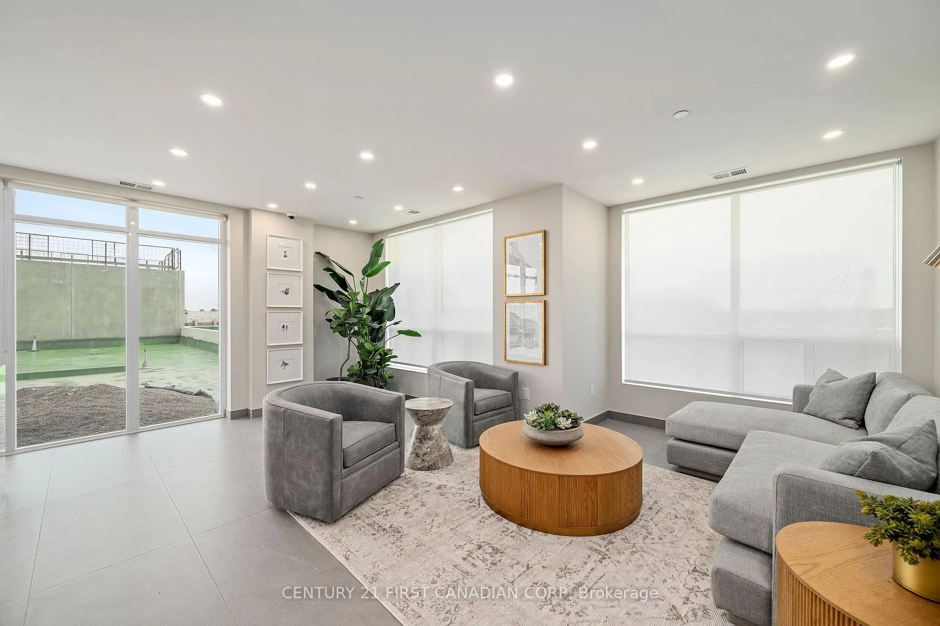 Photo 4 of Unit 601, 4286 King Street, Kitchener — HOMEH