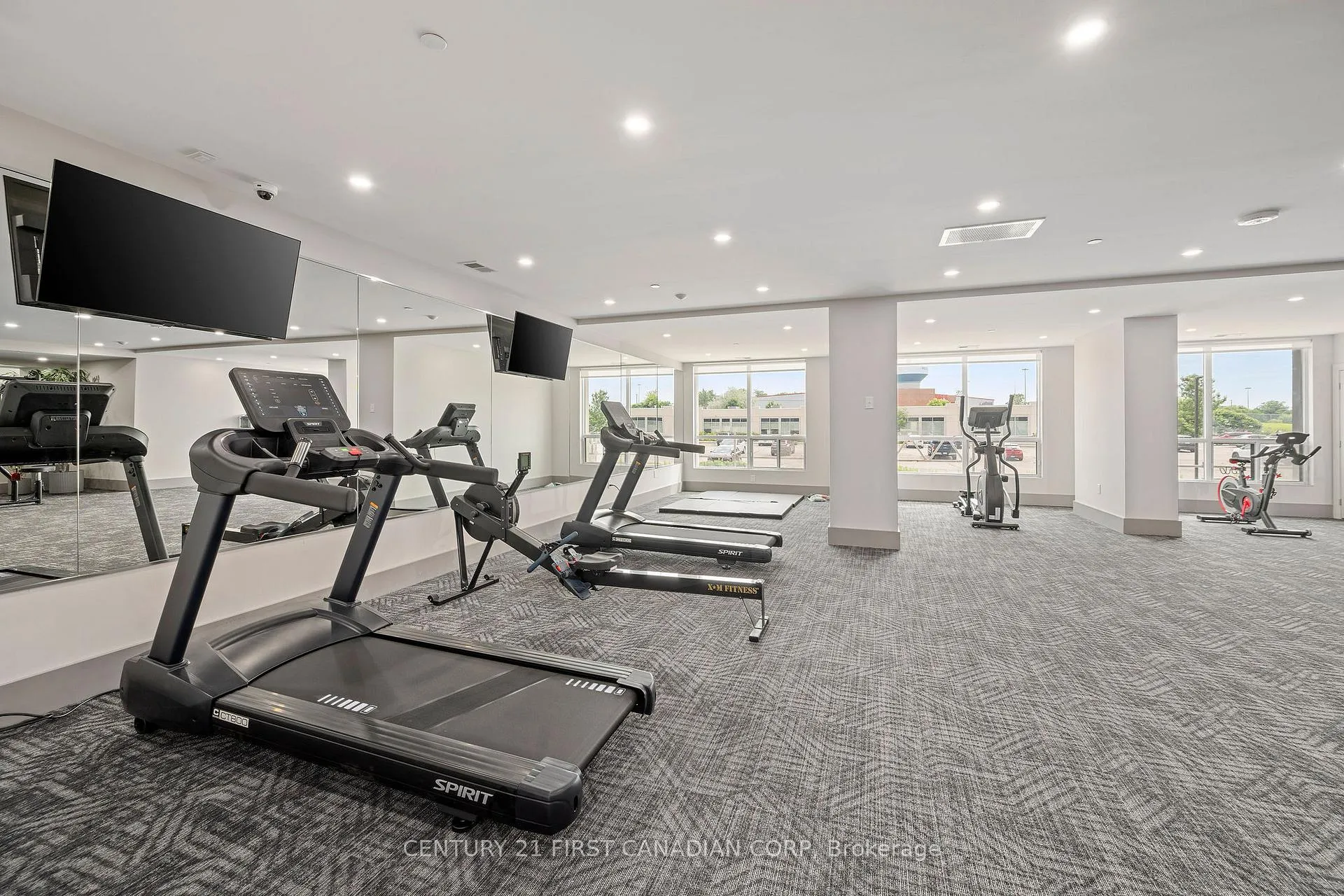 Photo 9 of Unit 601, 4286 King Street, Kitchener — HOMEH