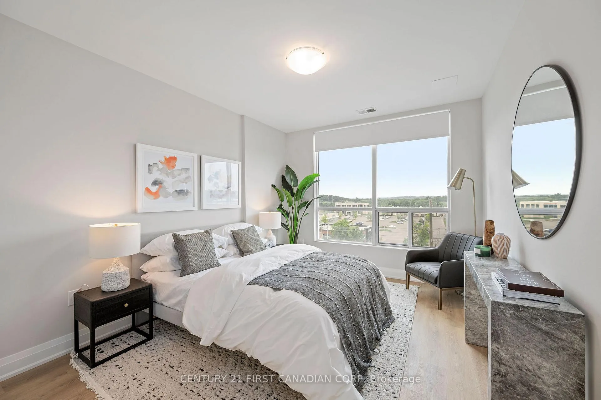 Photo 10 of Unit 703, 4286 King Street, Kitchener — HOMEH