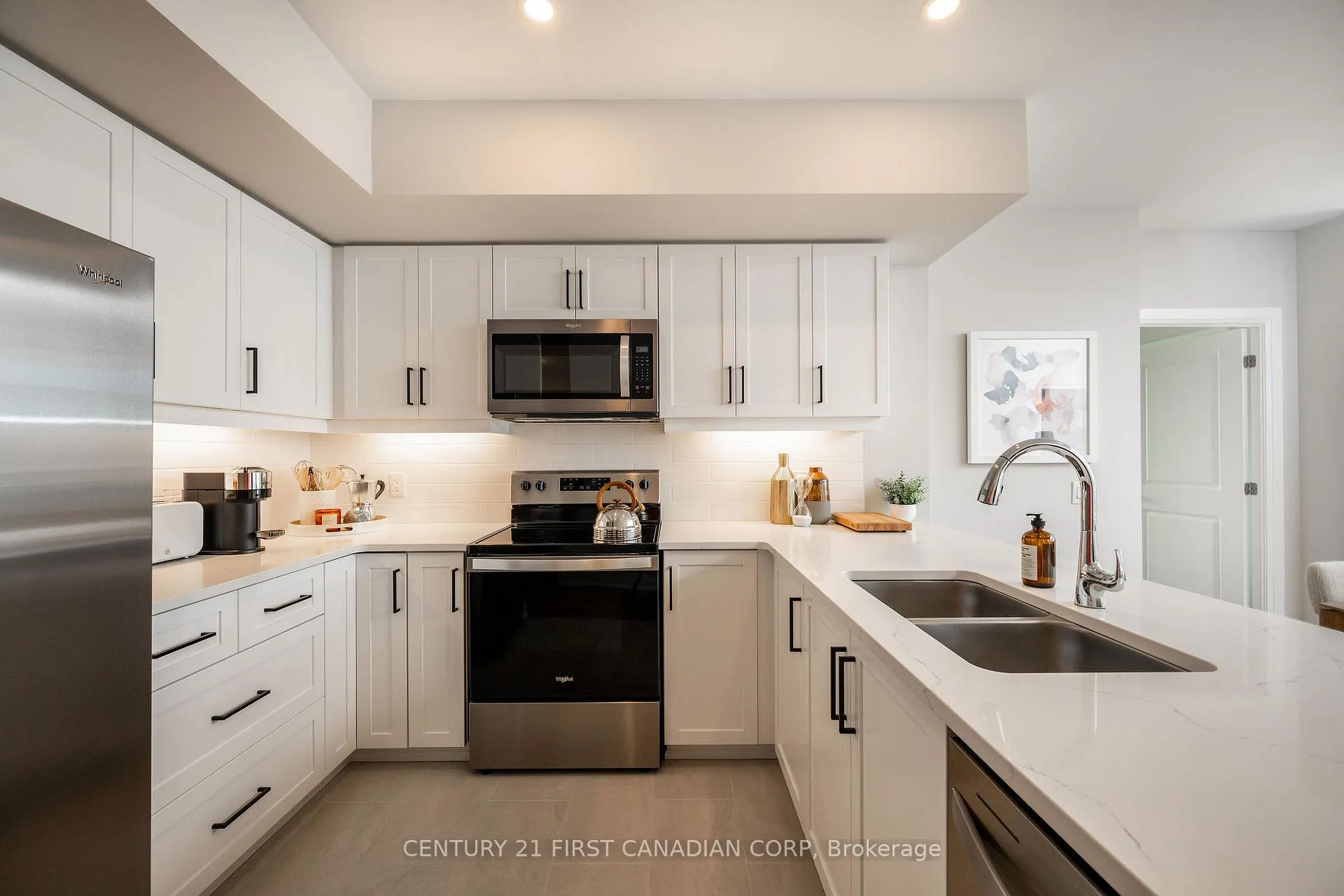 Photo 17 of Unit 703, 4286 King Street, Kitchener — HOMEH
