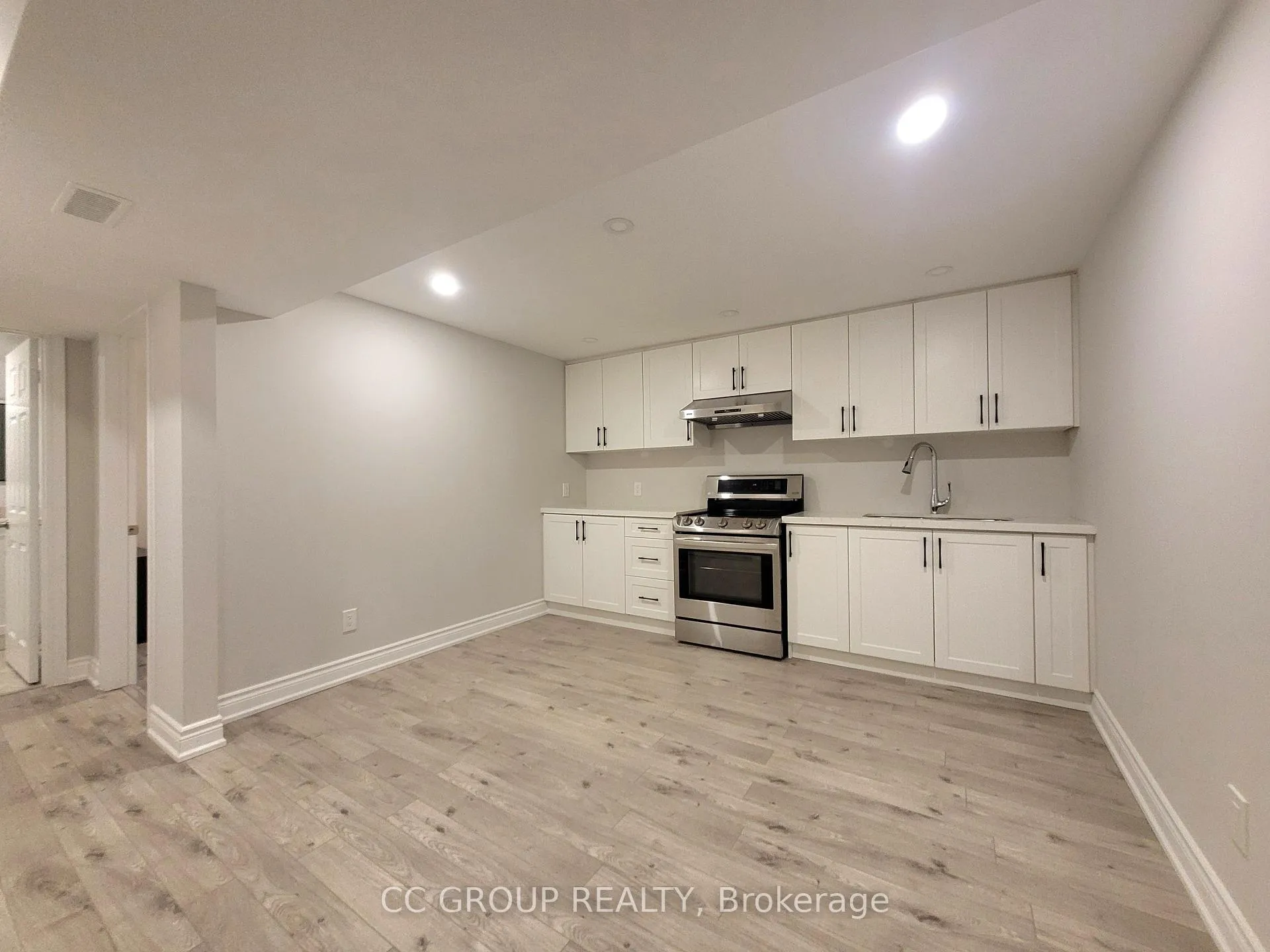 Photo 7 of 47 Buchanan Drive, Markham, Unionville — HOMEH