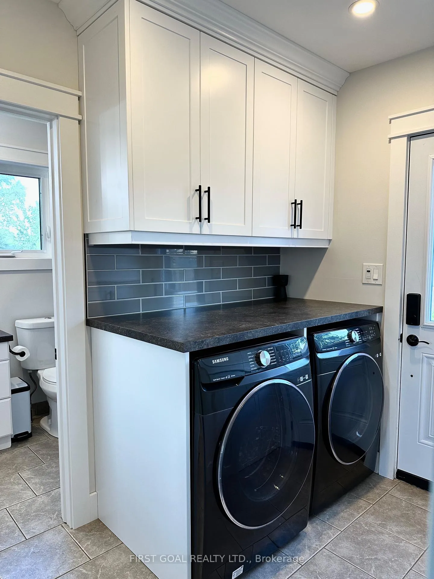 Photo 10 of 7455 91 County Road, Clearview, Stayner — HOMEH