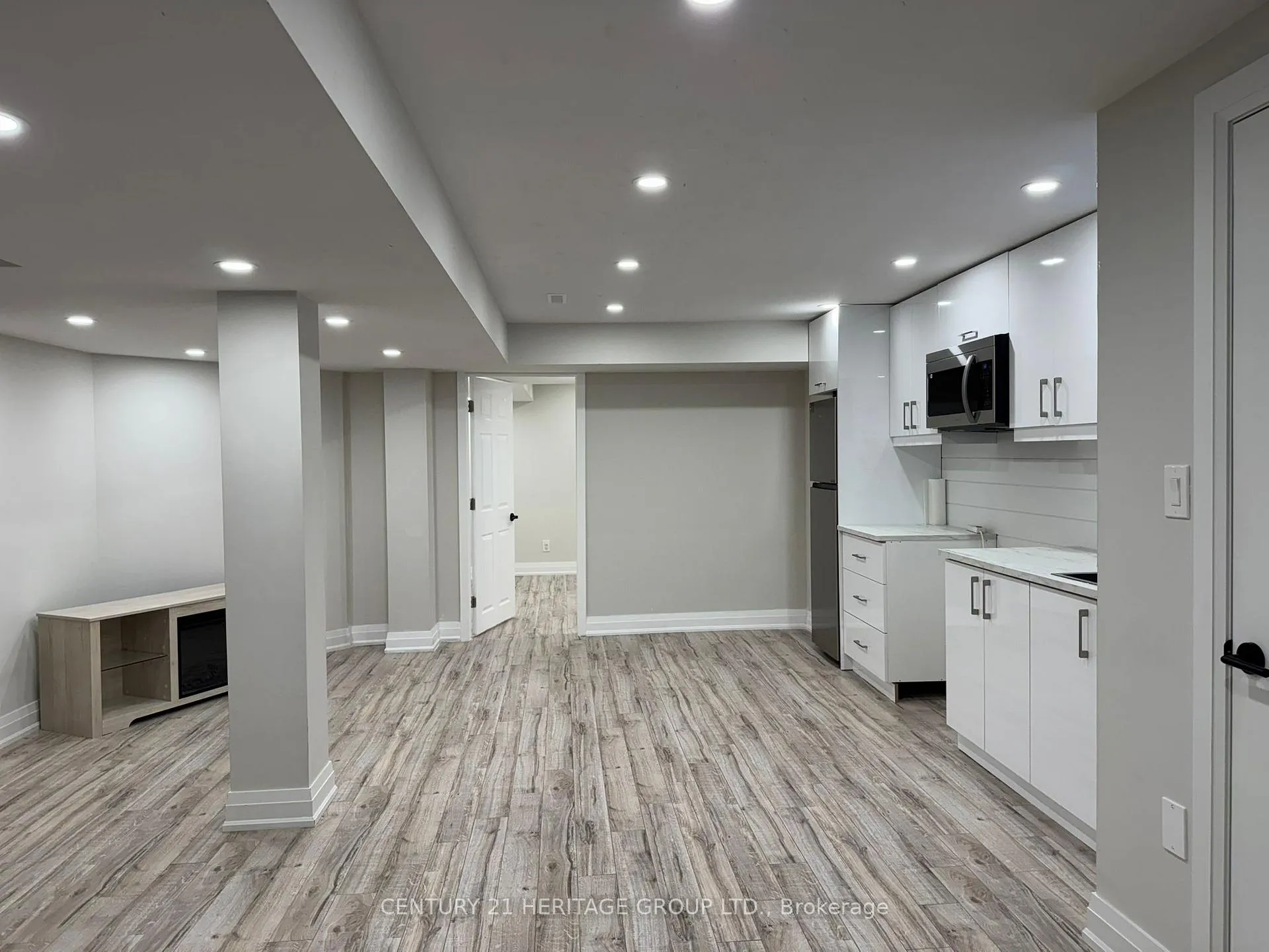 Photo 1 of 34 Primeau Drive, Aurora, Aurora Grove — HOMEH
