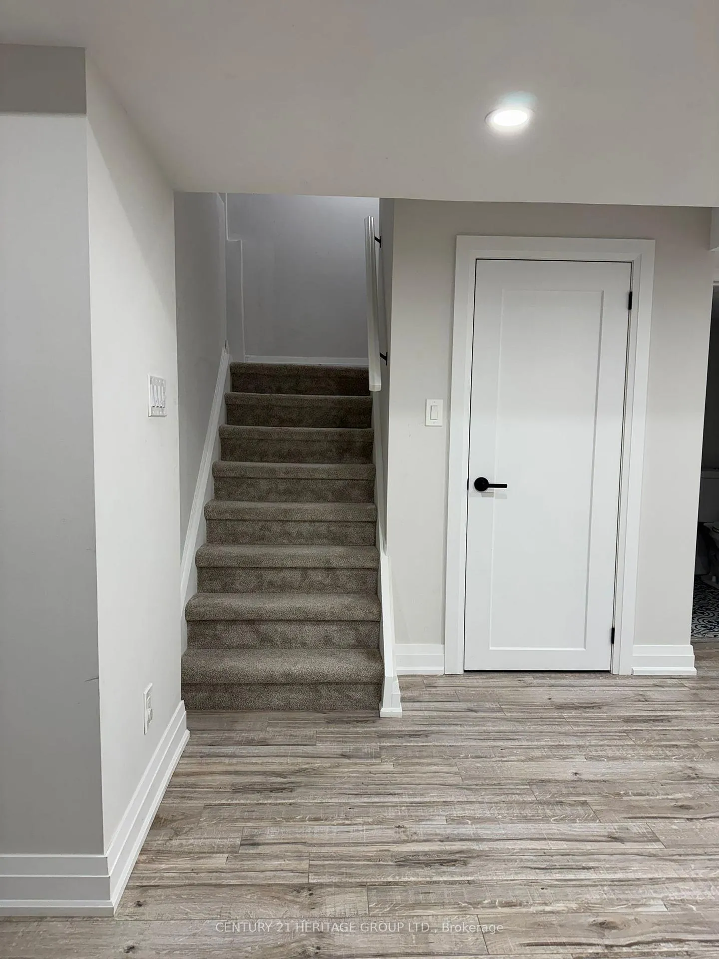 Photo 2 of 34 Primeau Drive, Aurora, Aurora Grove — HOMEH