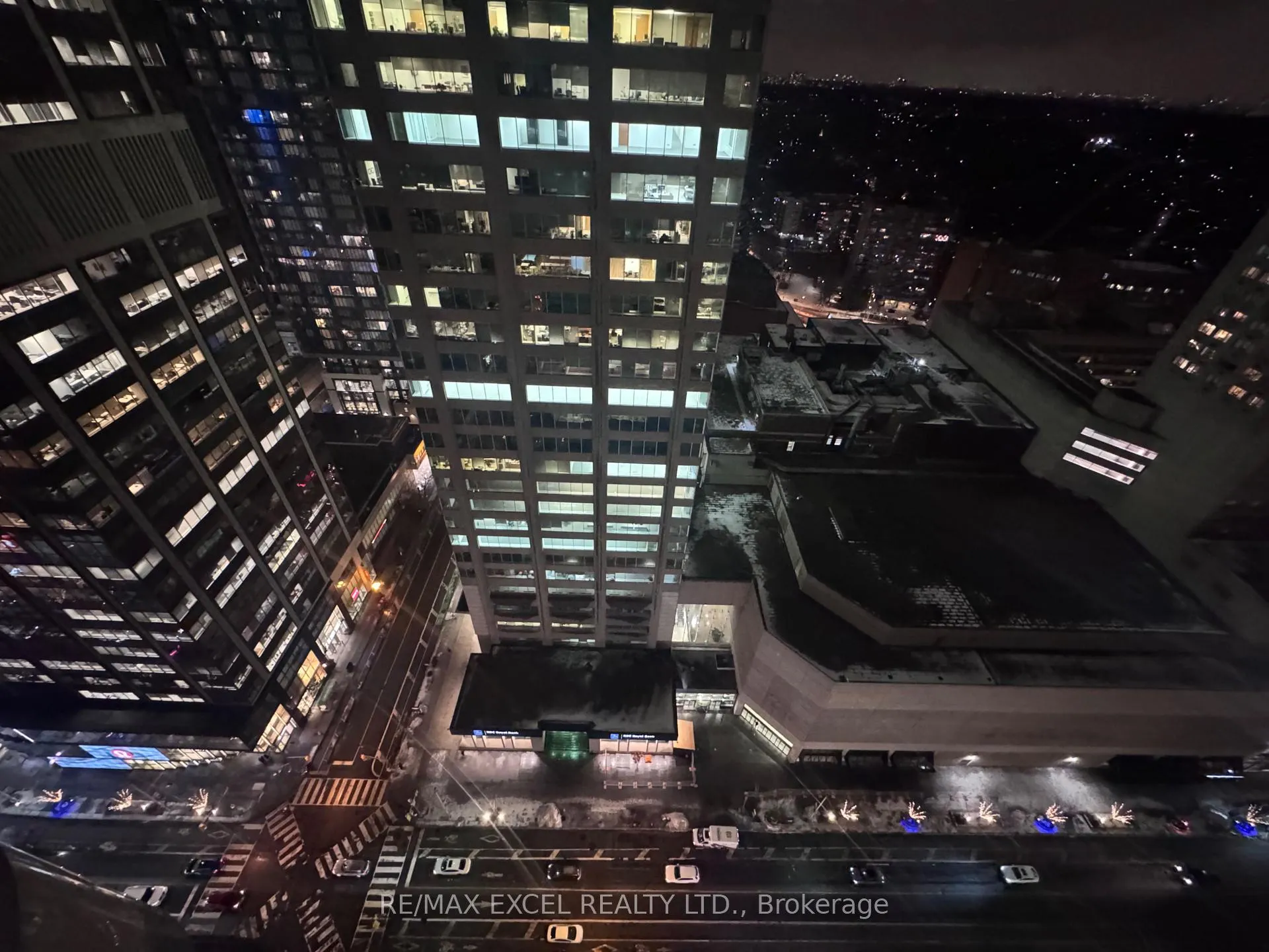 Photo 14 of Unit 2512, 1 Bloor Street E, Toronto, Church-Yonge Corridor — HOMEH