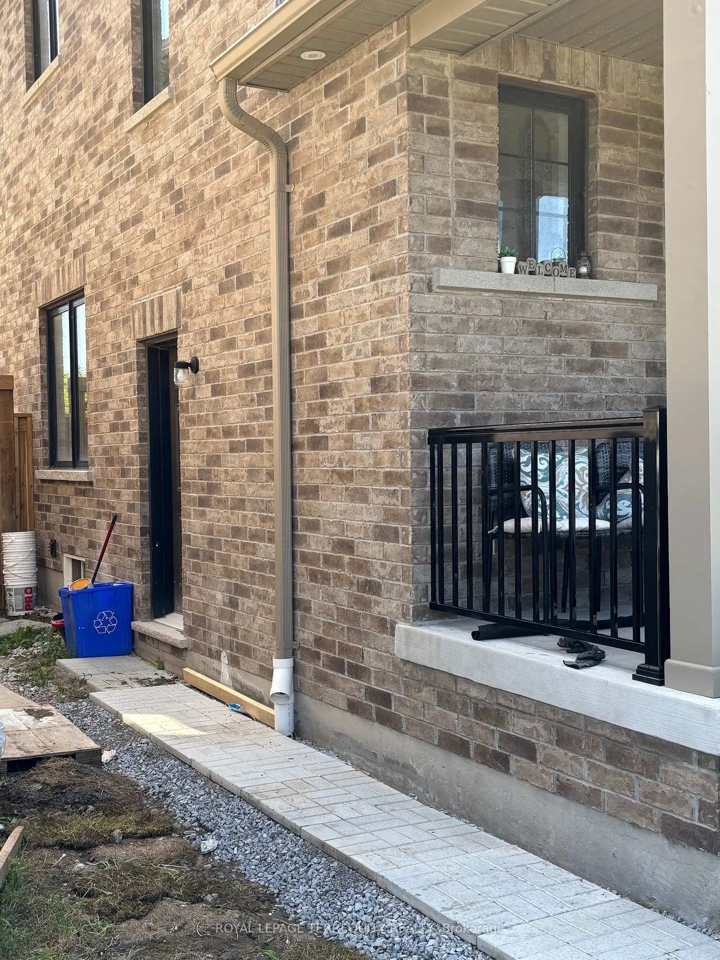 Photo 3 of Unit BSMT, 41 Jack Potts Way, Clarington, Courtice — HOMEH