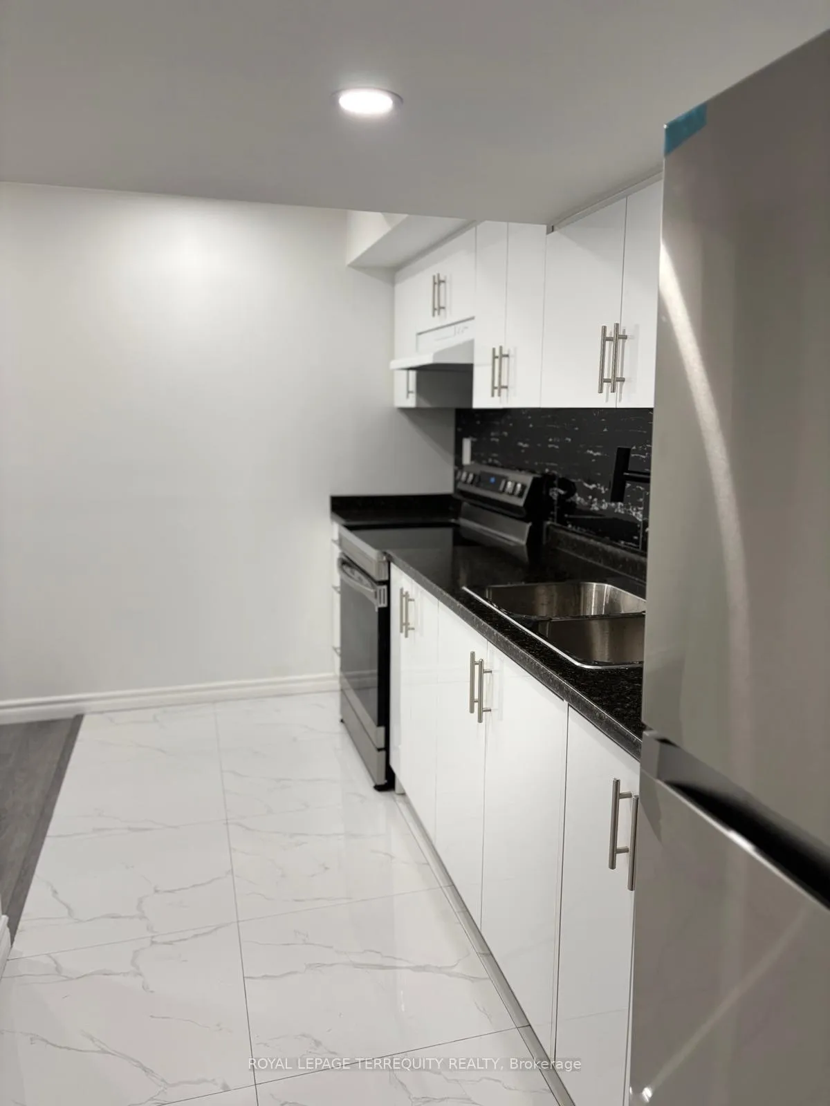 Photo 9 of Unit BSMT, 41 Jack Potts Way, Clarington, Courtice — HOMEH