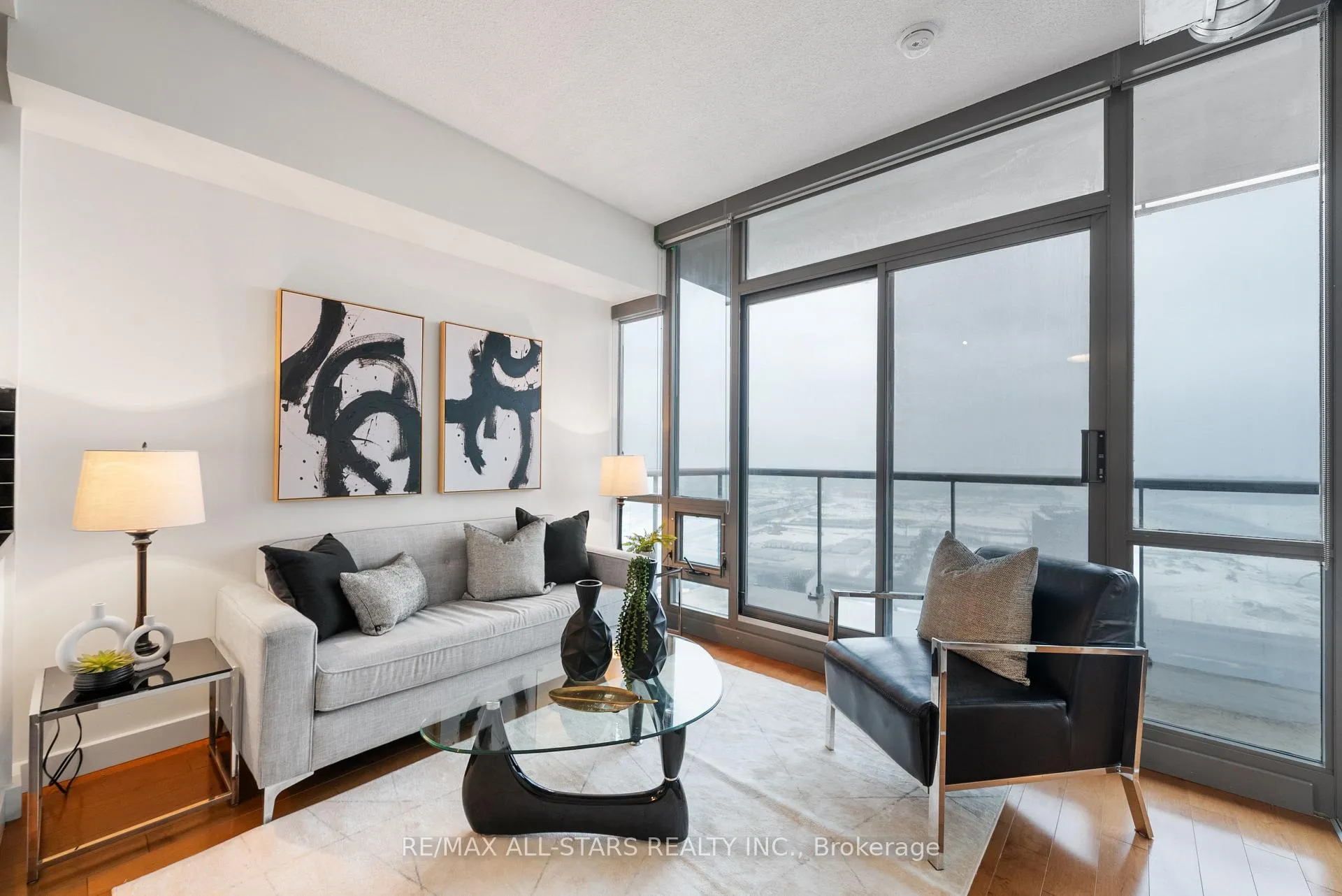 Photo 6 of Unit 2105, 33 Mill Street, Toronto, Waterfront Communities — HOMEH