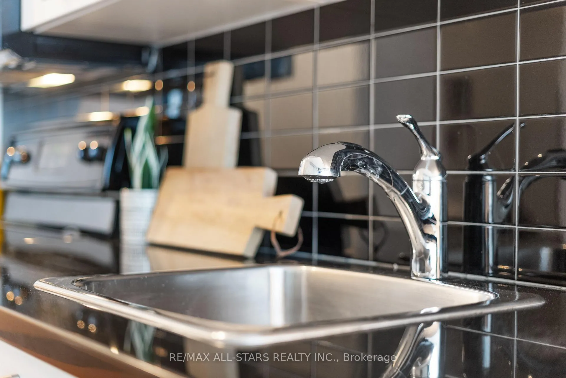 Photo 13 of Unit 2105, 33 Mill Street, Toronto, Waterfront Communities — HOMEH