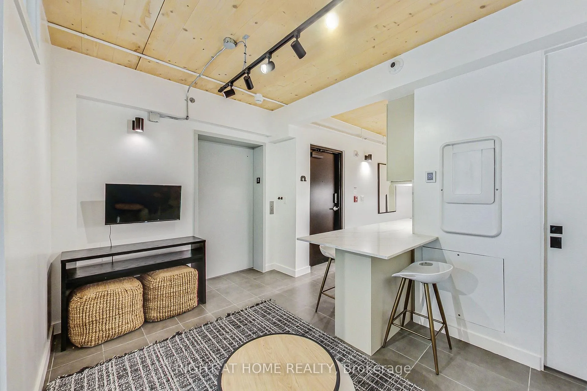 Photo 7 of Unit 201, 1604 Queen Street E, Toronto, The Beaches — HOMEH