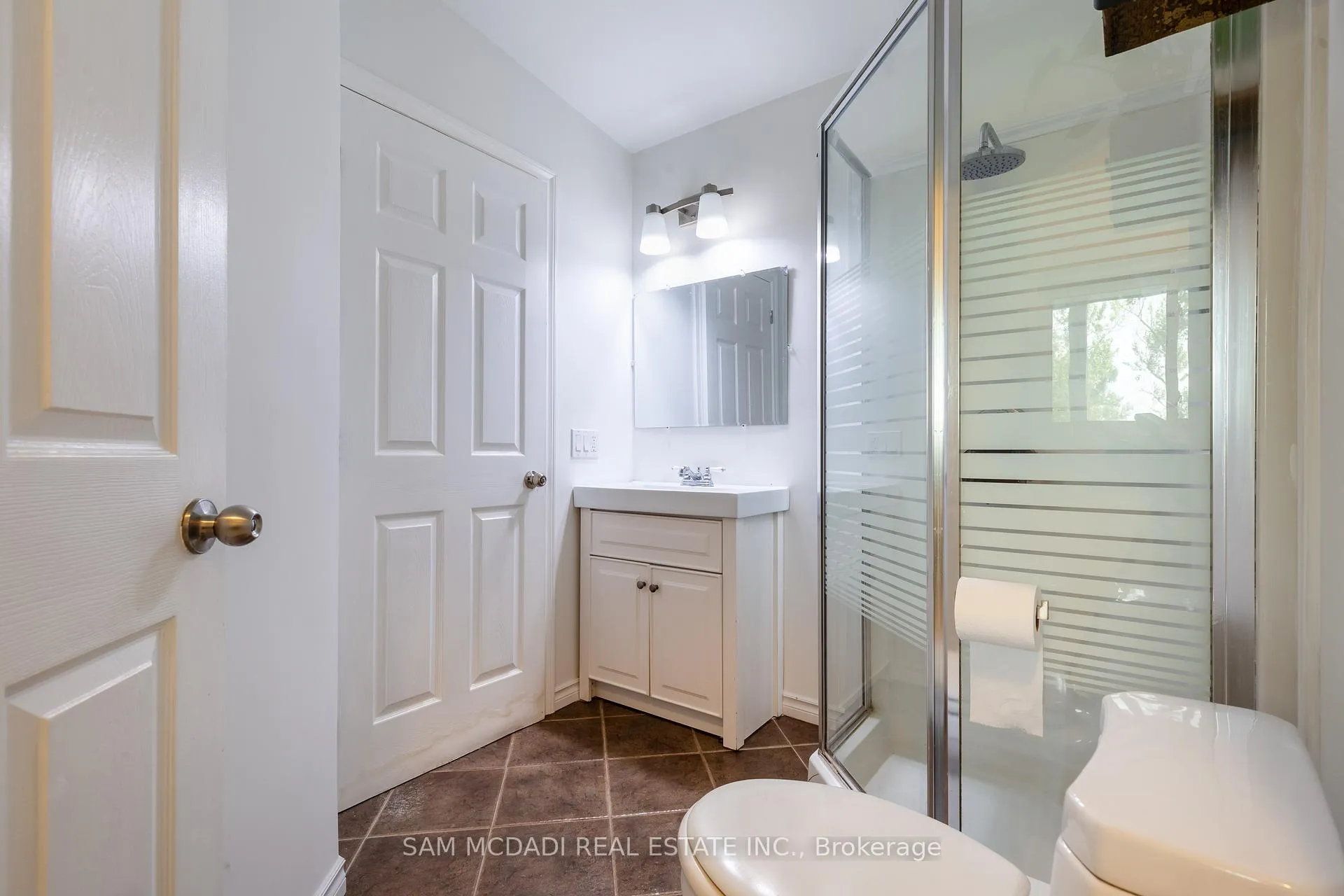 Photo 14 of 53 Guyatt Road, Hamilton, Rural Glanbrook — HOMEH