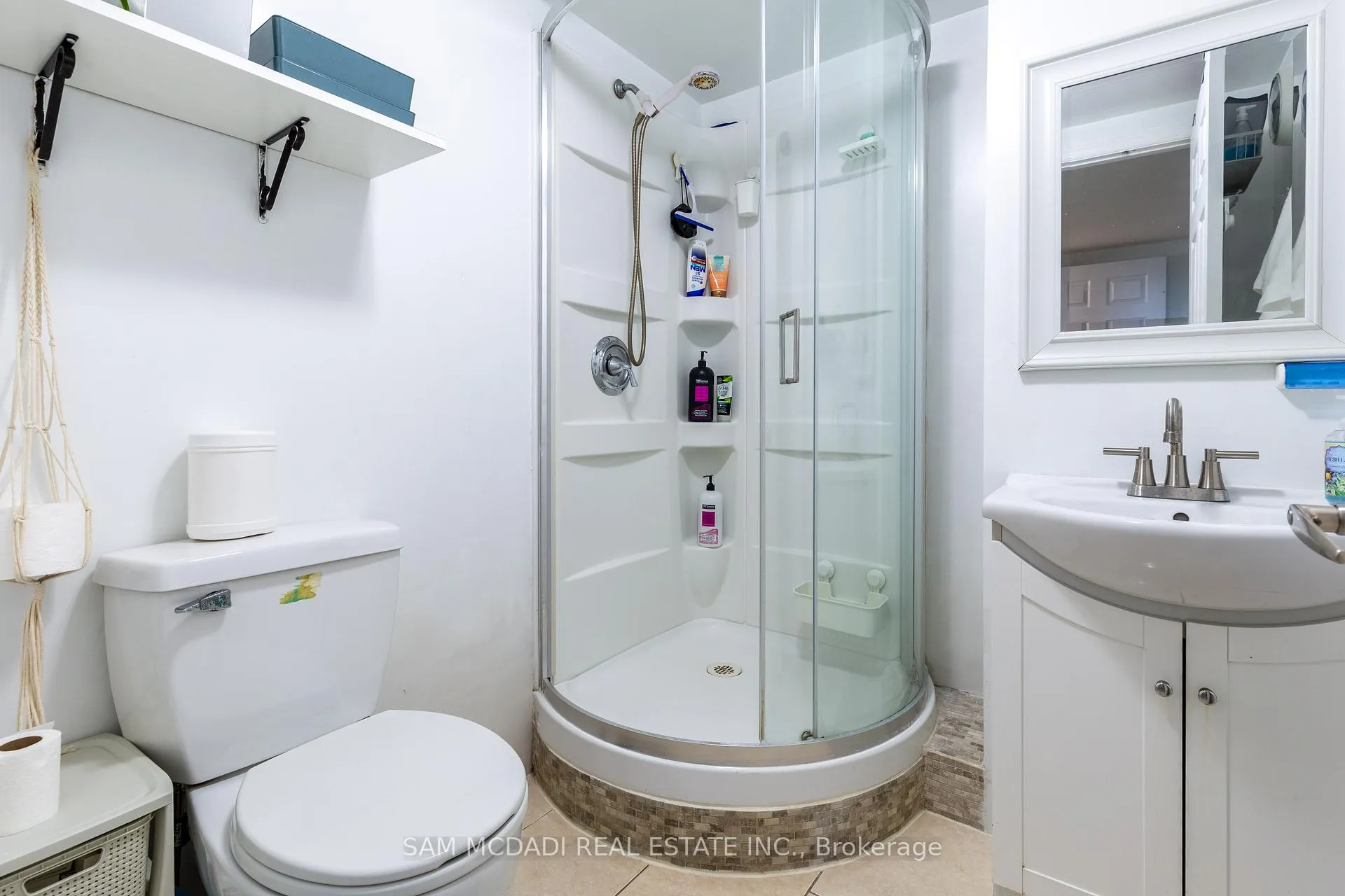 Photo 25 of 53 Guyatt Road, Hamilton, Rural Glanbrook — HOMEH