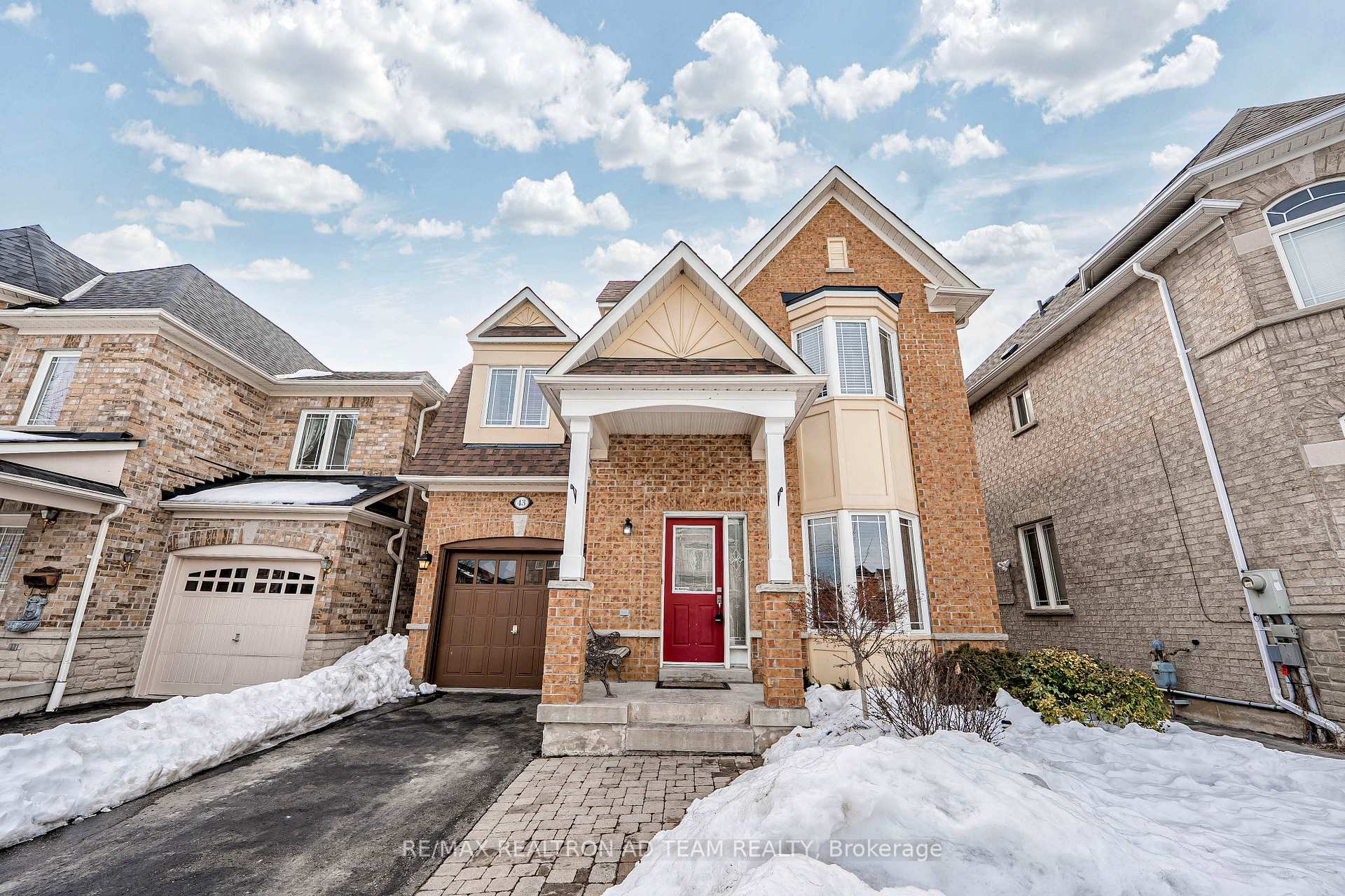 Photo 2 of 43 Styles Crescent, Ajax, Northeast Ajax — HOMEH