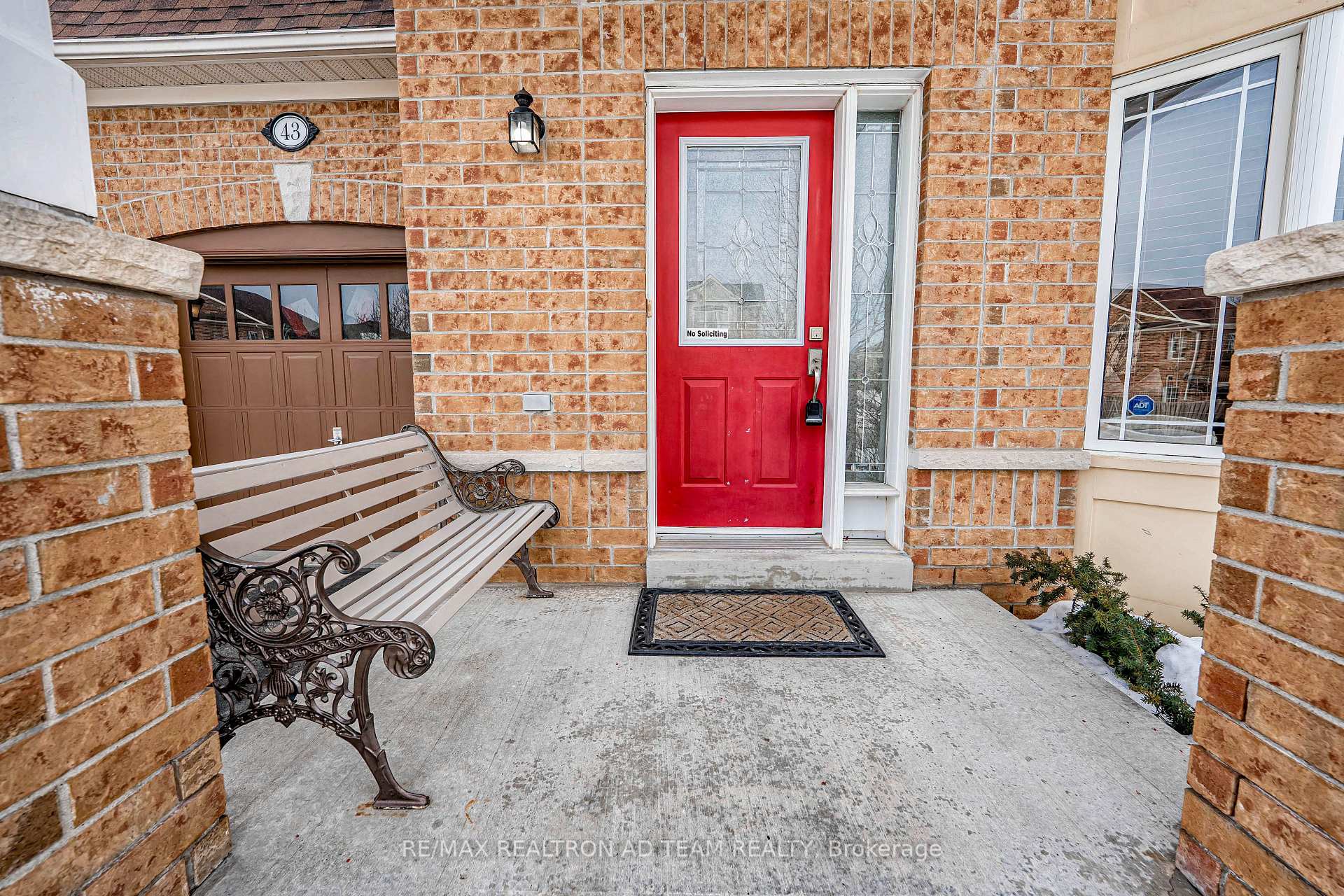 Photo 3 of 43 Styles Crescent, Ajax, Northeast Ajax — HOMEH