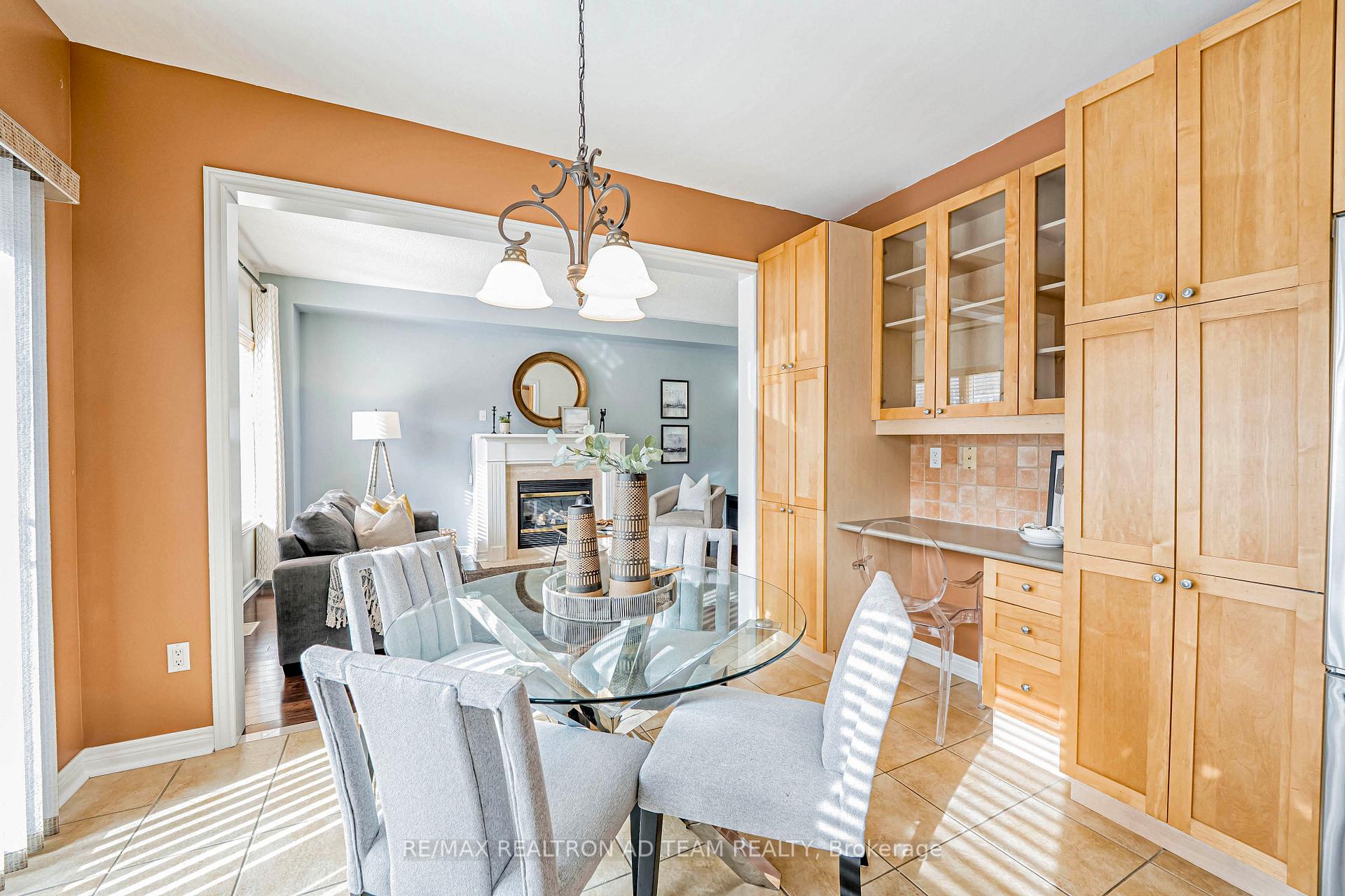 Photo 16 of 43 Styles Crescent, Ajax, Northeast Ajax — HOMEH