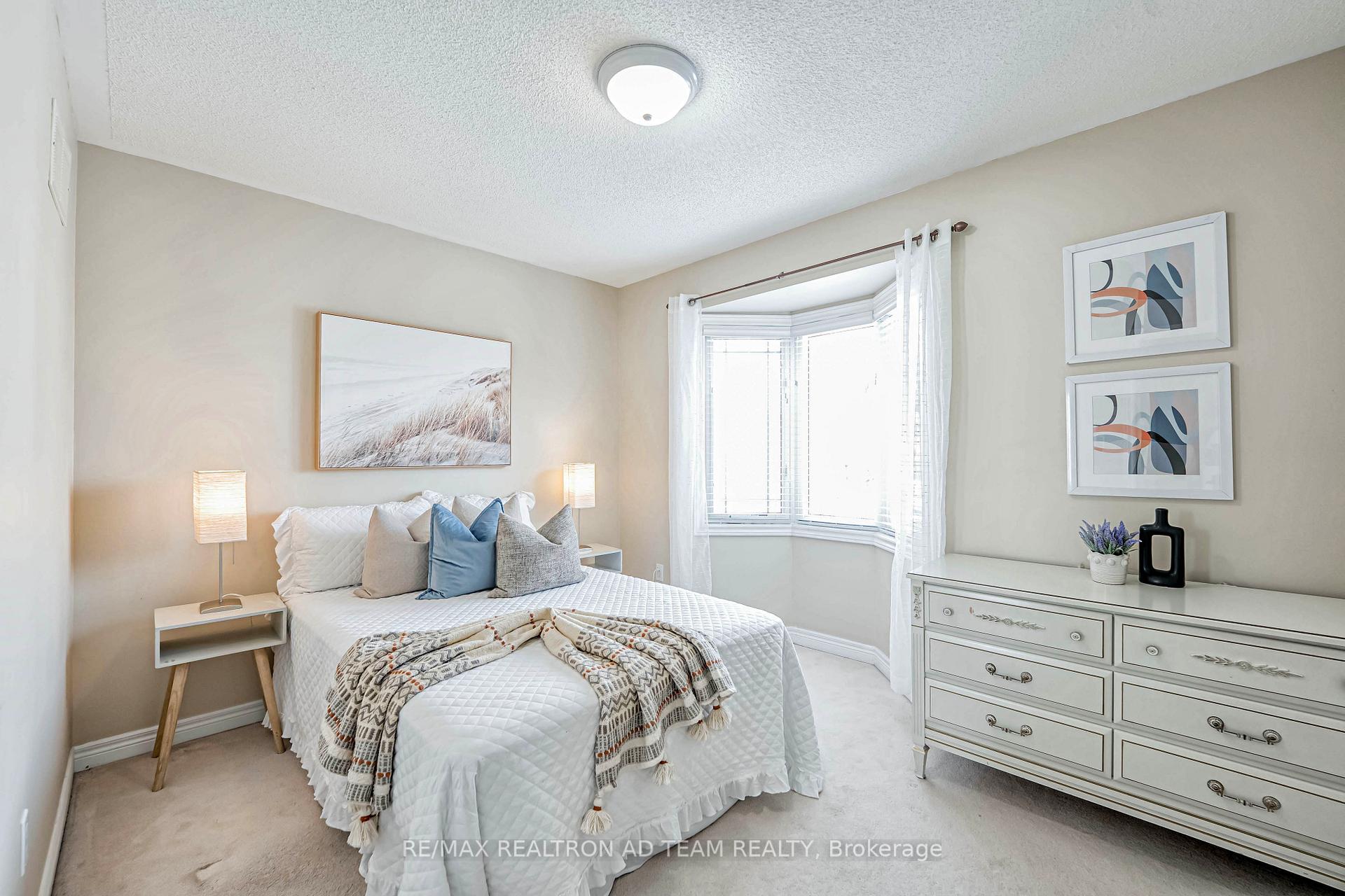 Photo 21 of 43 Styles Crescent, Ajax, Northeast Ajax — HOMEH