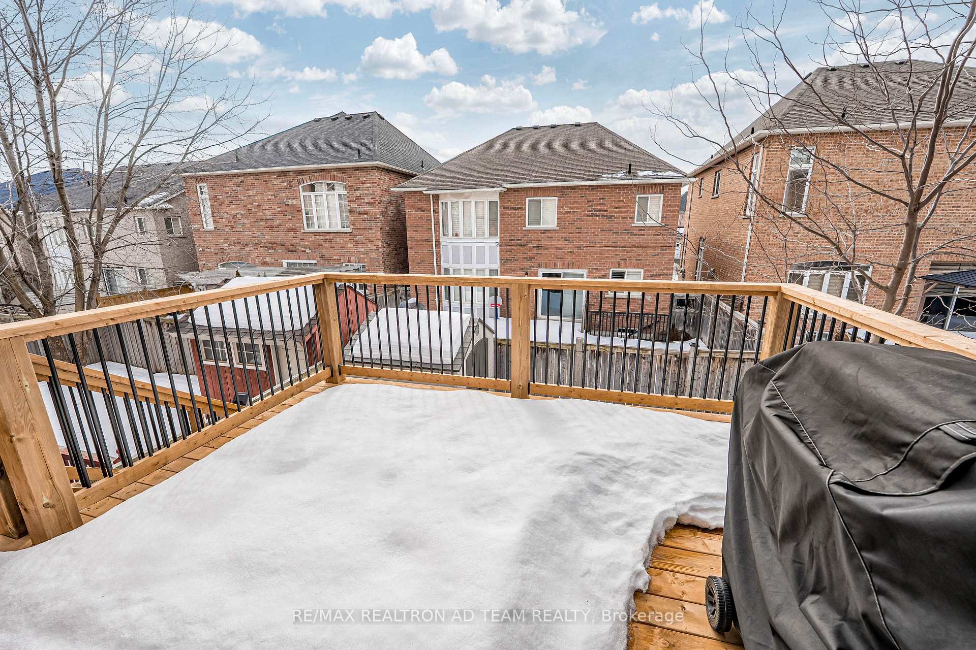 Photo 32 of 43 Styles Crescent, Ajax, Northeast Ajax — HOMEH