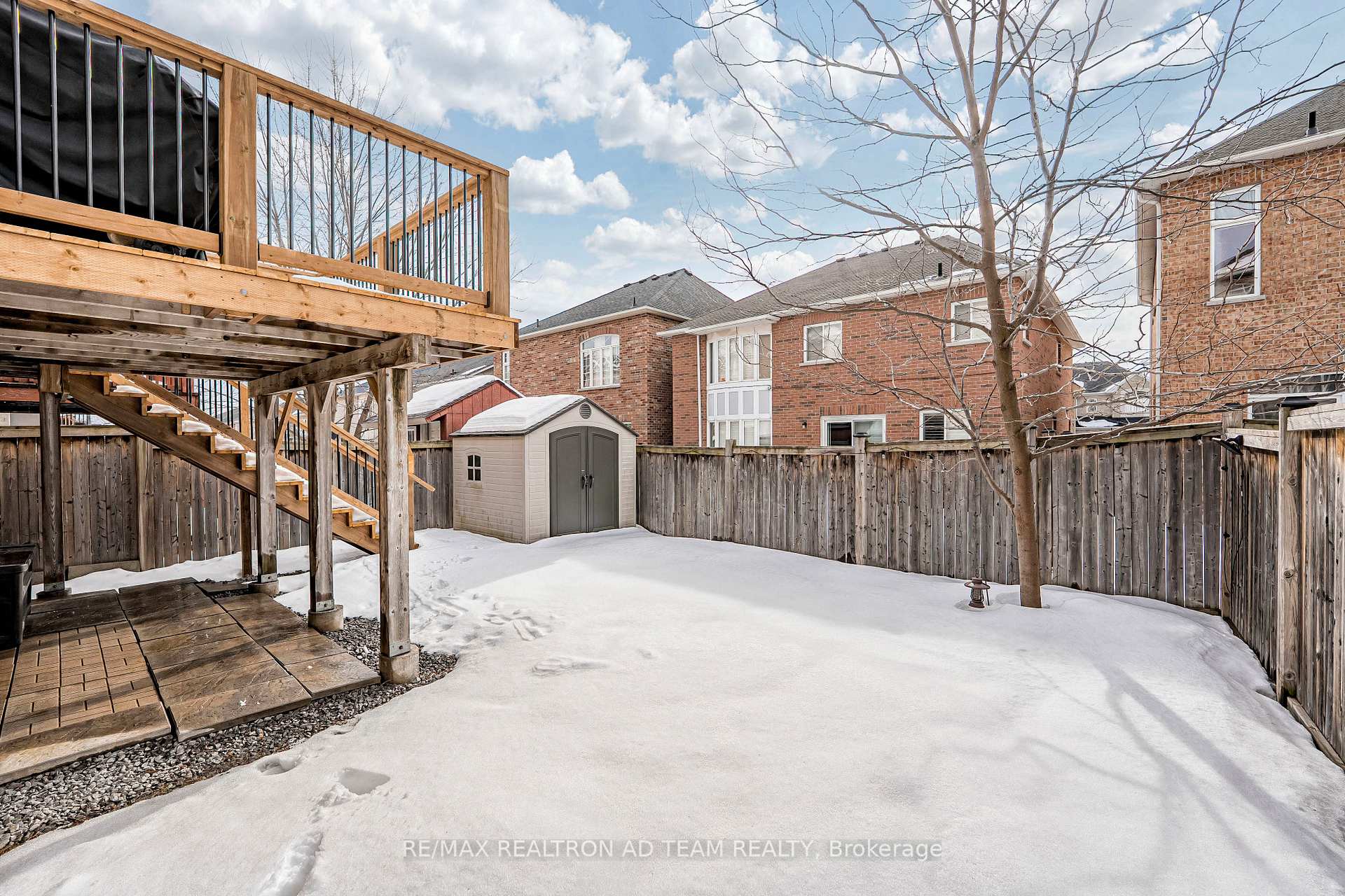 Photo 33 of 43 Styles Crescent, Ajax, Northeast Ajax — HOMEH
