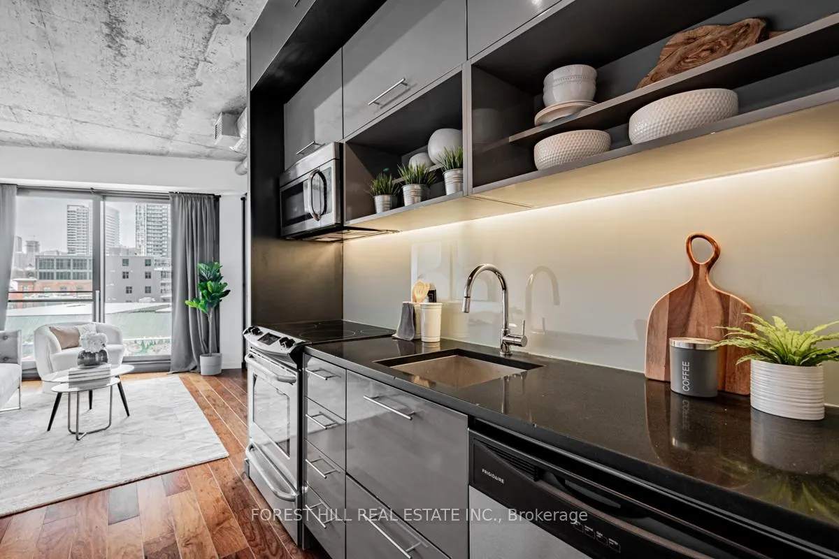 Photo 3 of Unit 502, 51 Trolley Crescent, Toronto, Moss Park — HOMEH