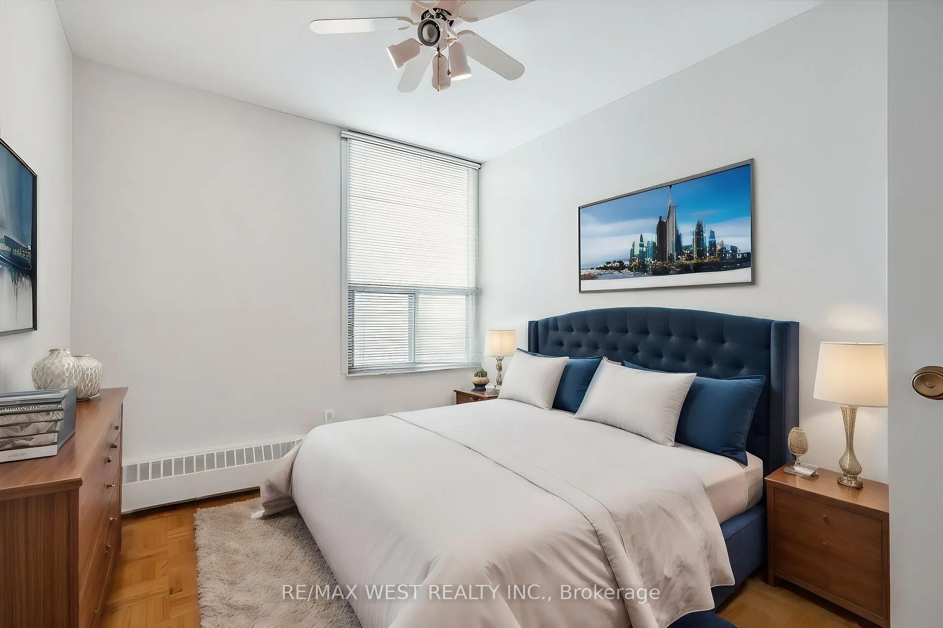 Photo 5 of Unit 1210, 15 Vicora Linkway, Toronto, Flemingdon Park — HOMEH