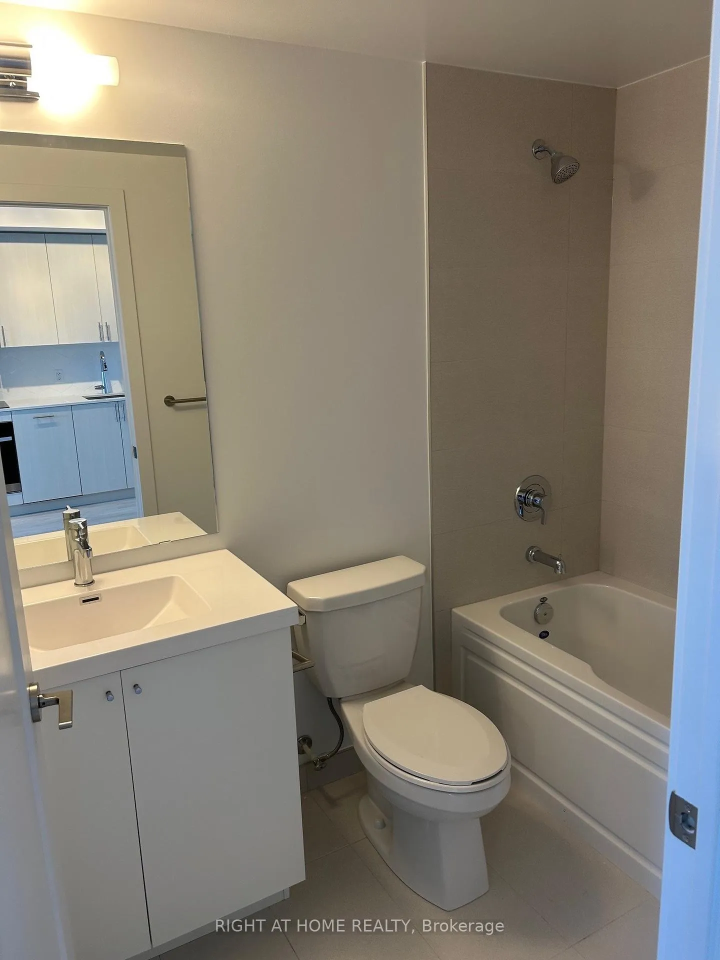 Photo 7 of Unit 336, 2545 Simcoe Street N, Oshawa, Windfields — HOMEH