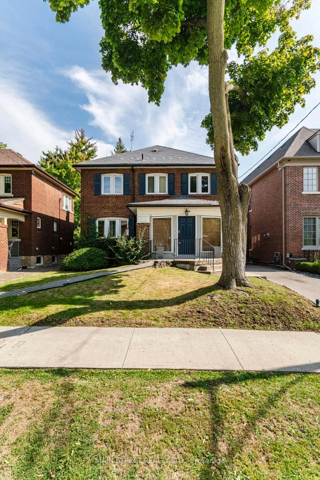 Photo 2 of 73 Colin Avenue, Toronto, Yonge-Eglinton — HOMEH