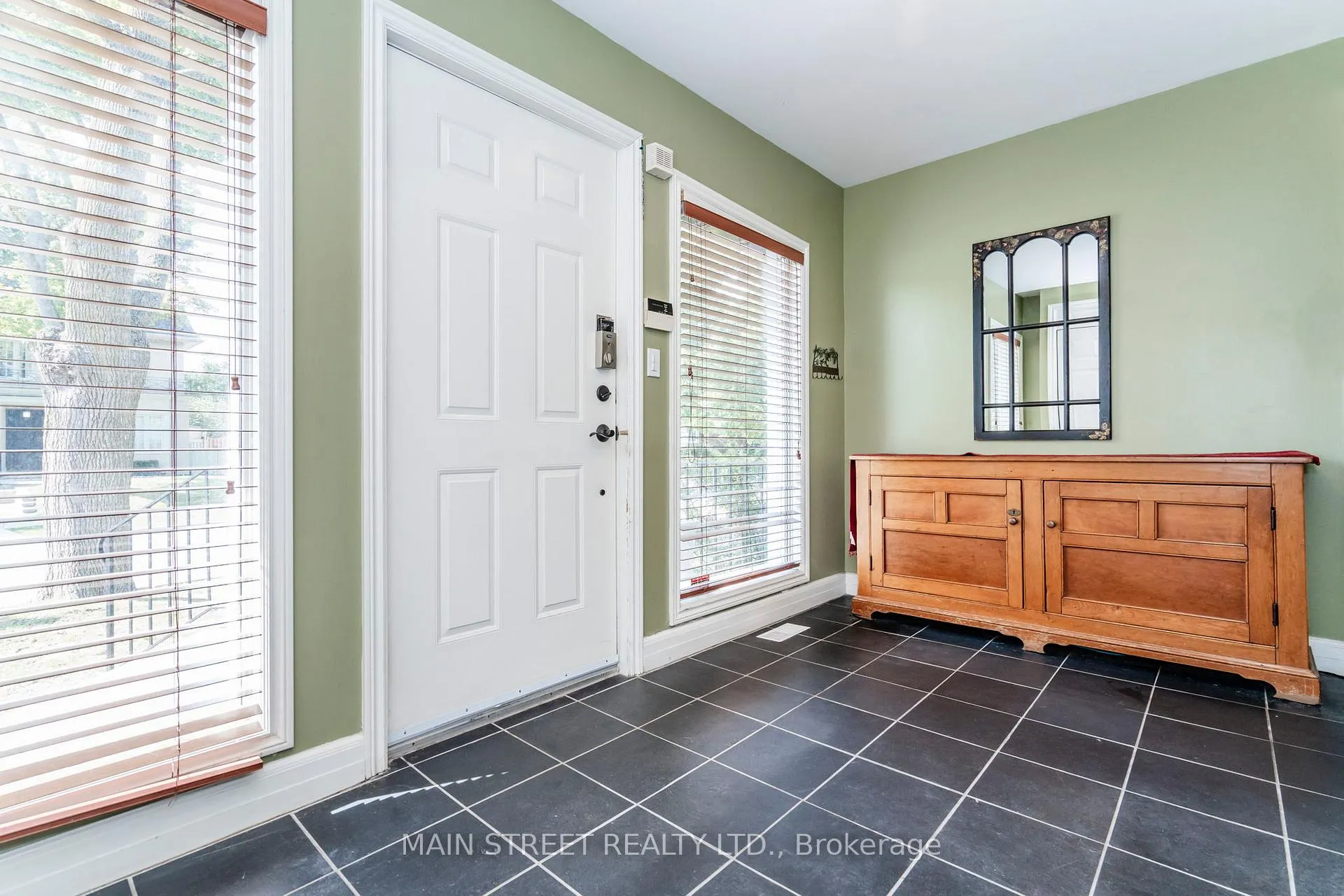 Photo 5 of 73 Colin Avenue, Toronto, Yonge-Eglinton — HOMEH
