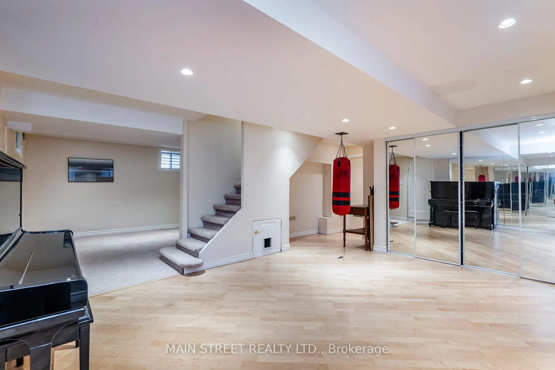 Photo 32 of 73 Colin Avenue, Toronto, Yonge-Eglinton — HOMEH