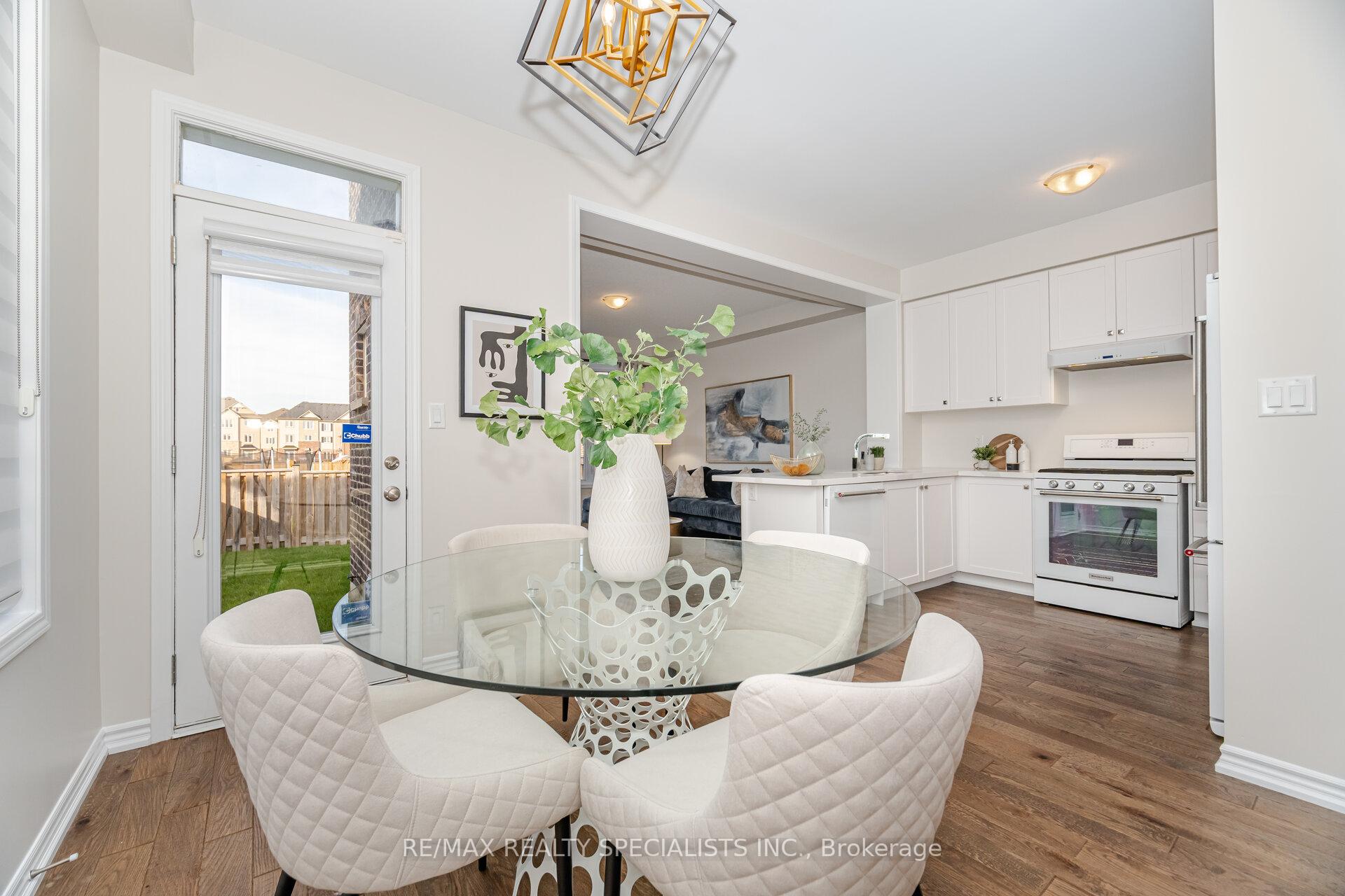 Photo 5 of 69 Phyllis Drive, Caledon, Rural Caledon — HOMEH
