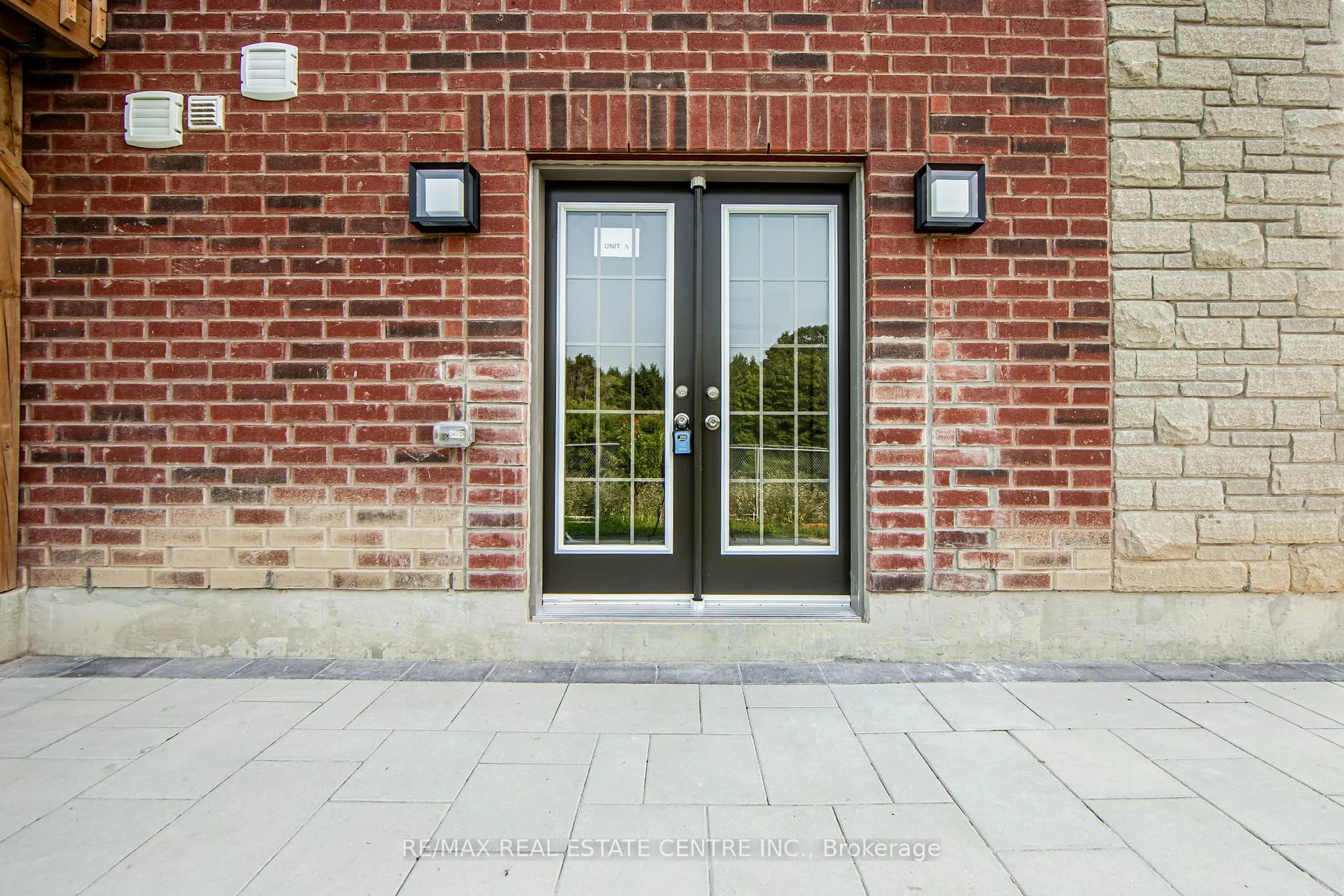Photo 7 of Unit A, 2492 Orchestrate (bsmt) Drive, Oshawa, Windfields — HOMEH