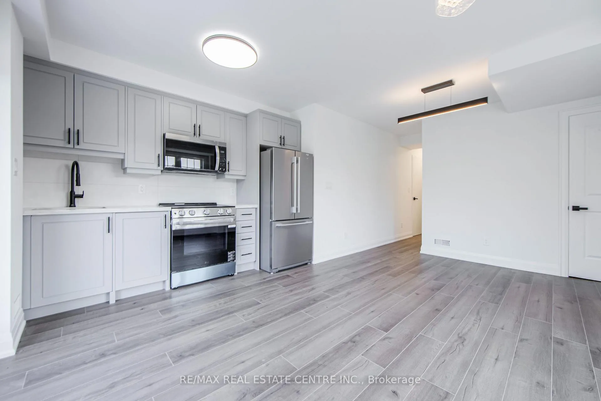 Photo 10 of Unit A, 2492 Orchestrate (bsmt) Drive, Oshawa, Windfields — HOMEH