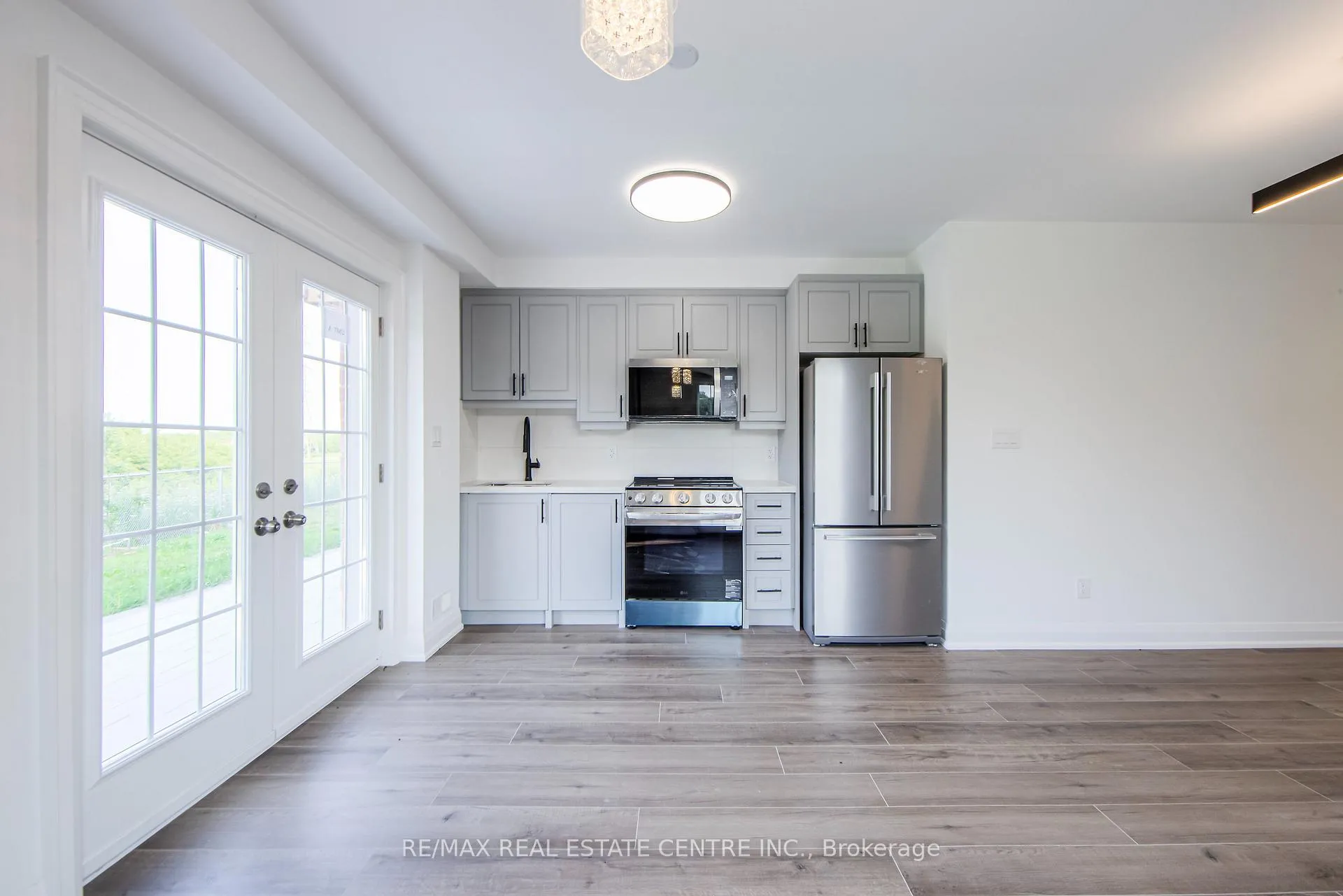 Photo 15 of Unit A, 2492 Orchestrate (bsmt) Drive, Oshawa, Windfields — HOMEH