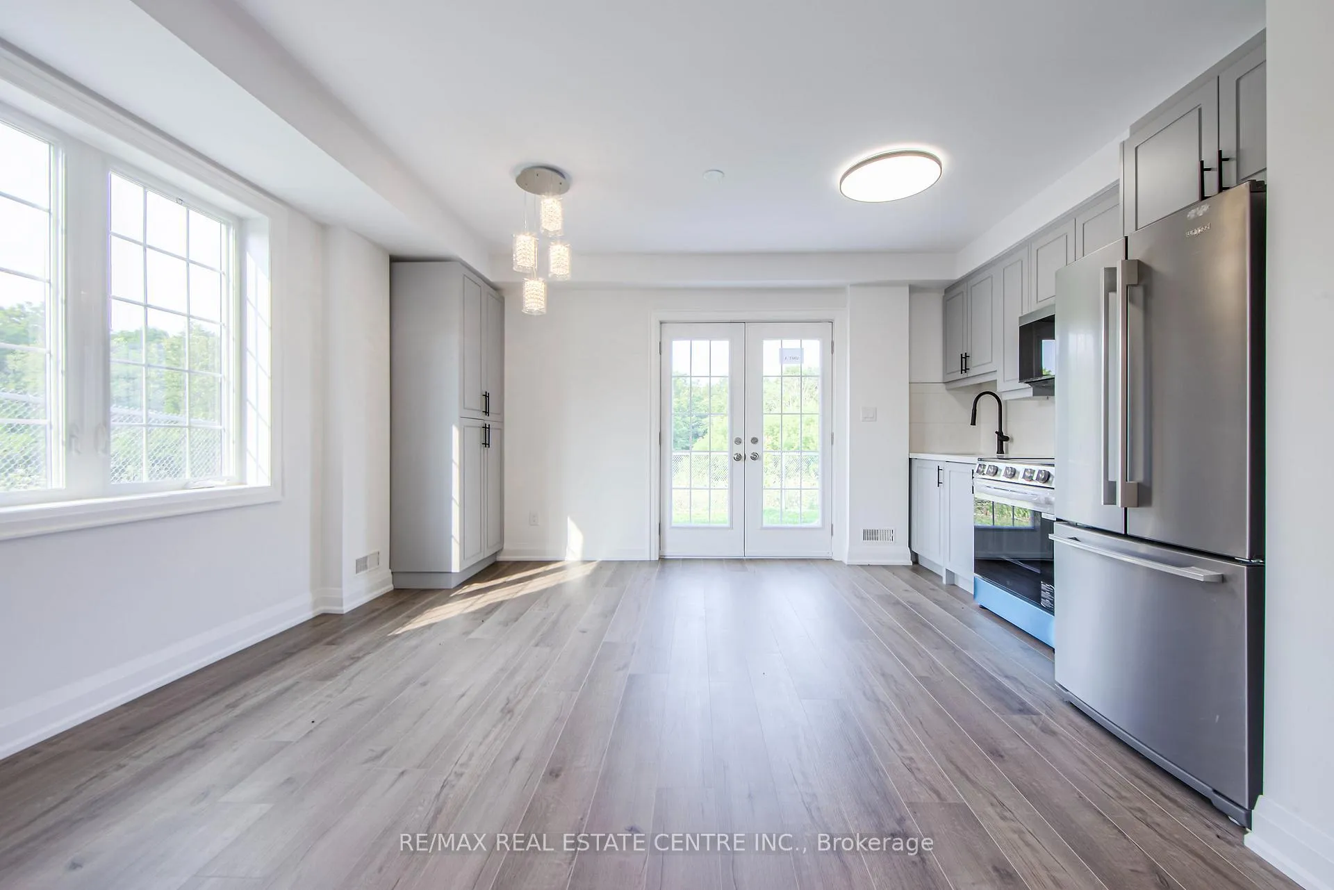 Photo 18 of Unit A, 2492 Orchestrate (bsmt) Drive, Oshawa, Windfields — HOMEH