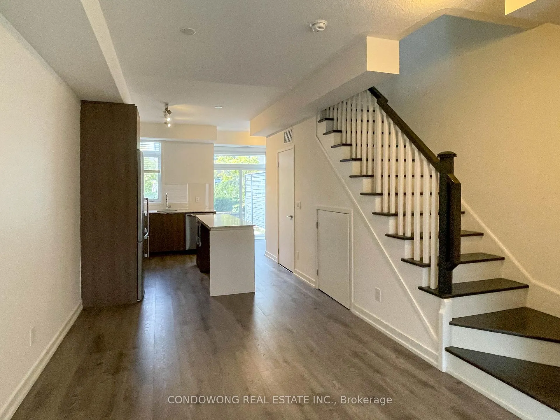 Photo 4 of 54 St David Street, Toronto, Regent Park — HOMEH