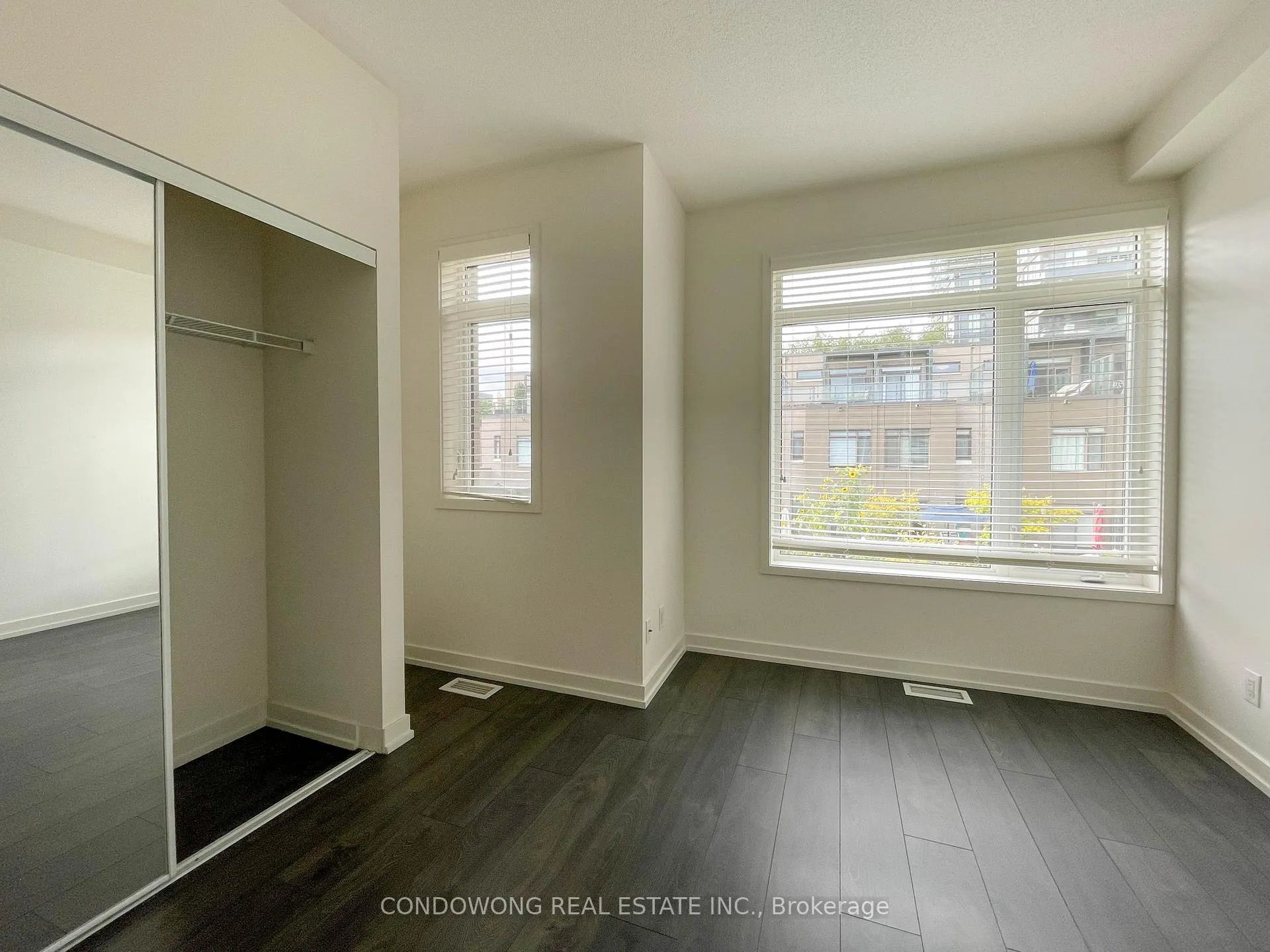 Photo 9 of 54 St David Street, Toronto, Regent Park — HOMEH