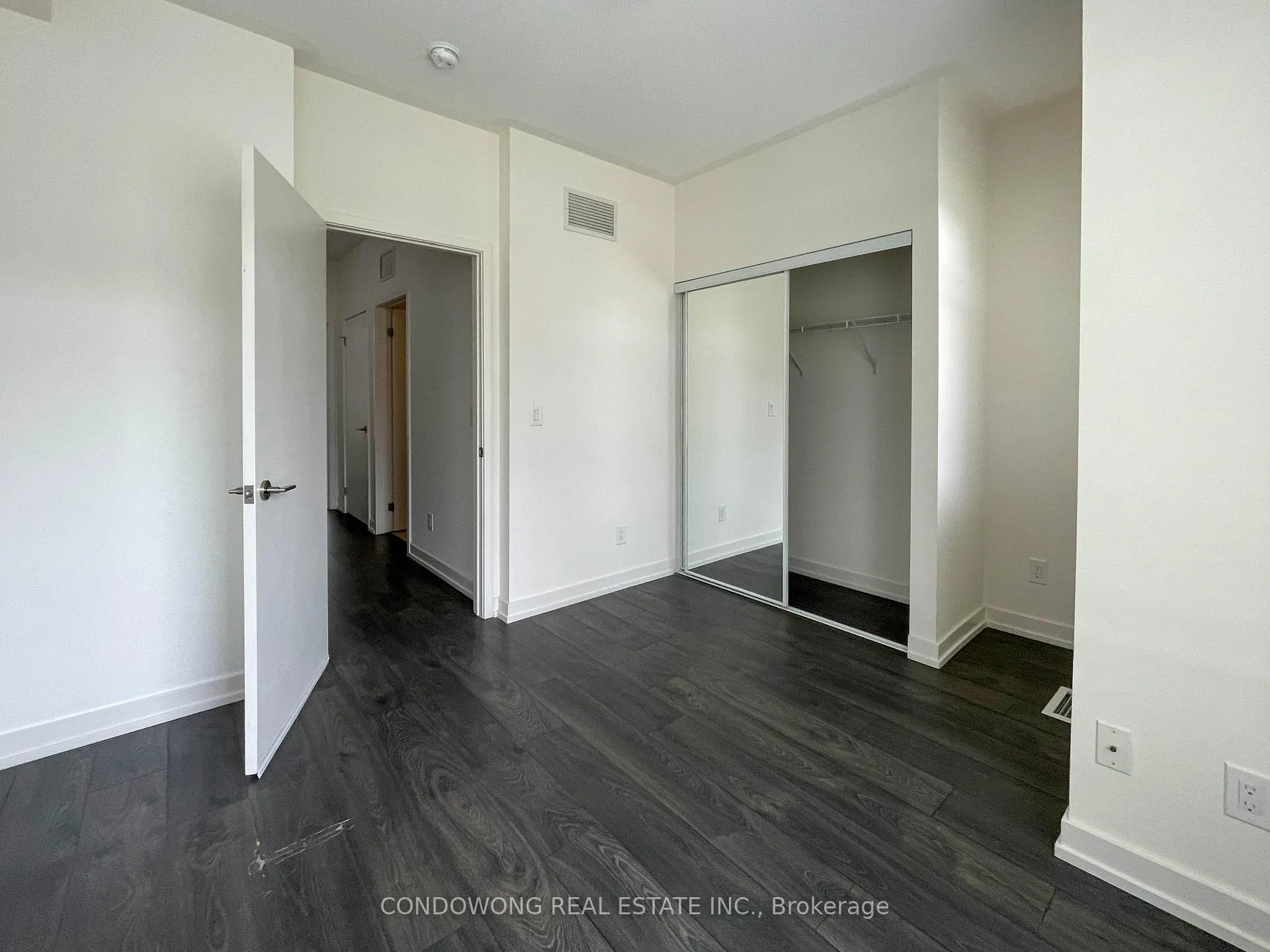 Photo 10 of 54 St David Street, Toronto, Regent Park — HOMEH
