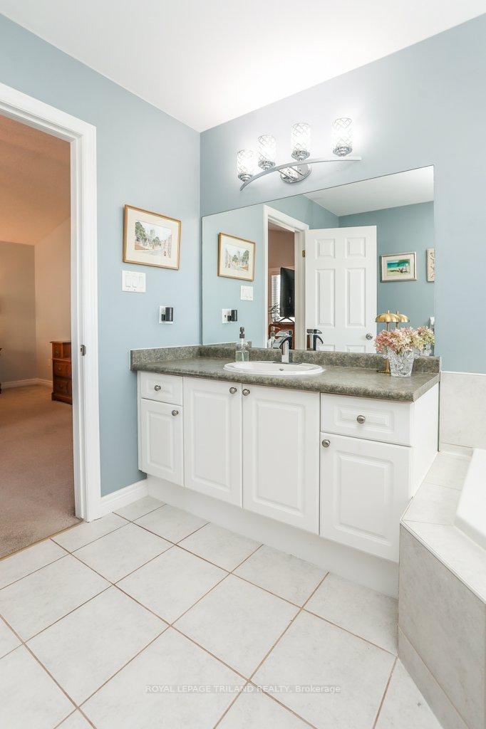 Photo 20 of 144 Landon Lane, Central Elgin, Belmont — HOMEH