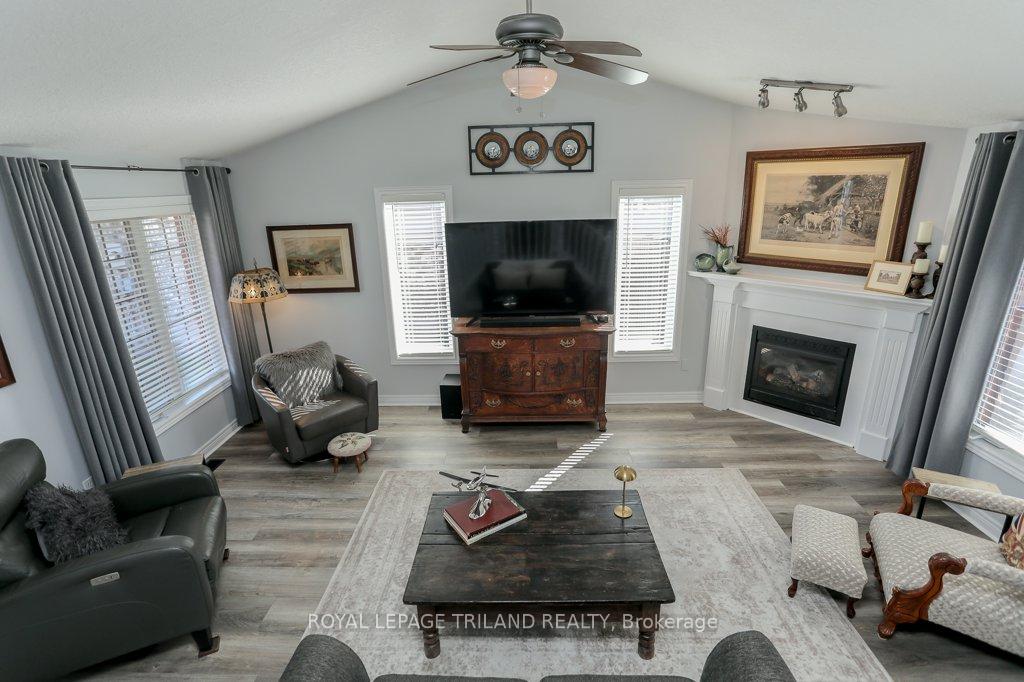 Photo 25 of 144 Landon Lane, Central Elgin, Belmont — HOMEH